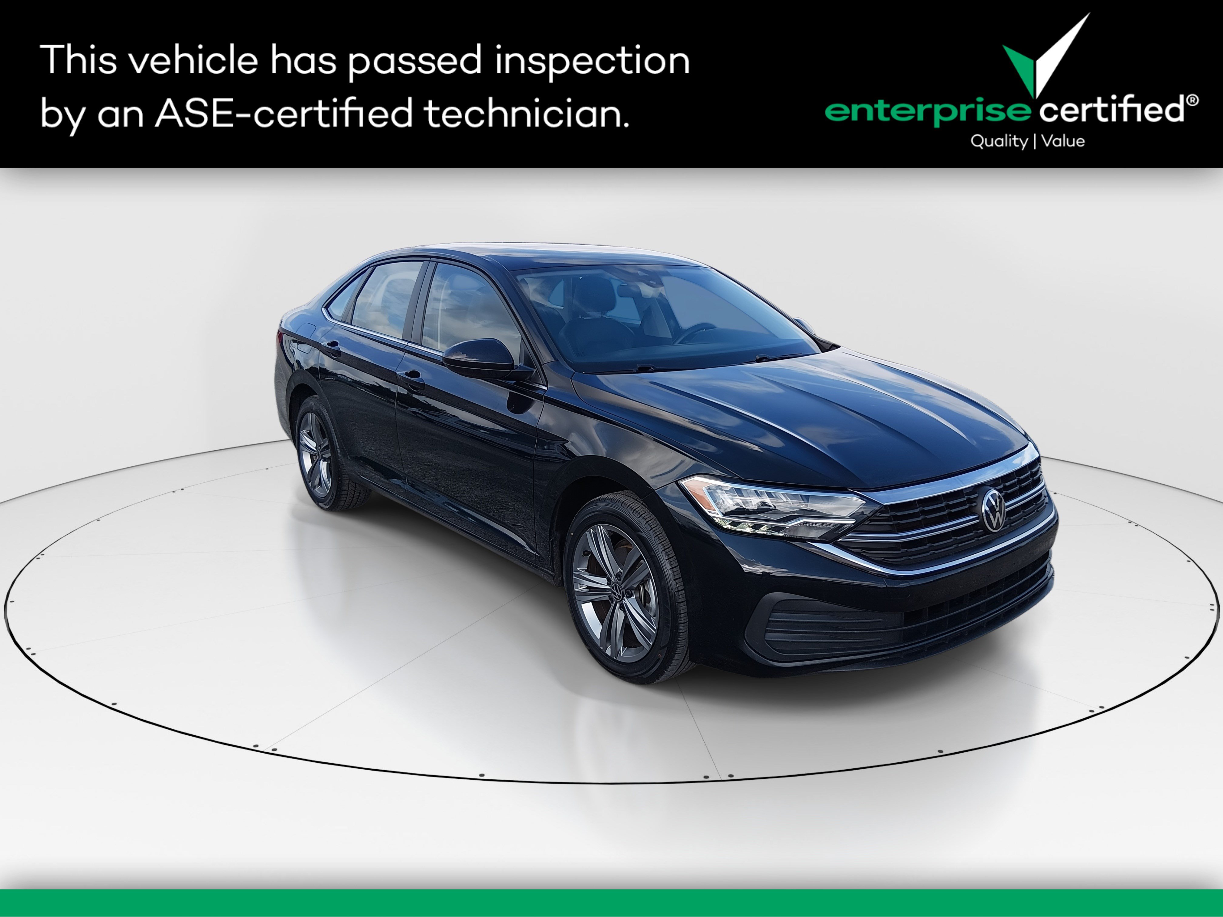 Used 2024 Volkswagen Jetta SE Auto