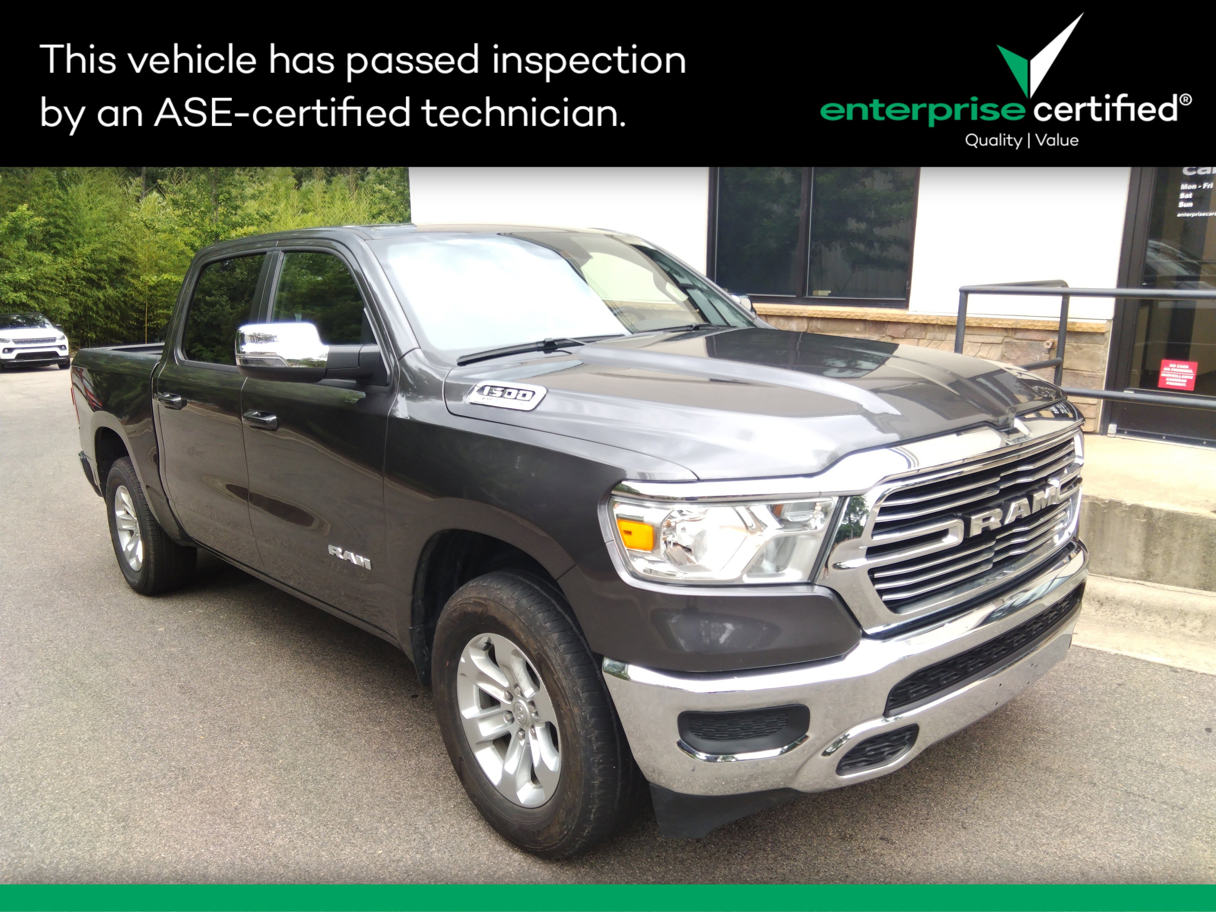 2024 Ram 1500 Laramie 4x2 Crew Cab 5'7