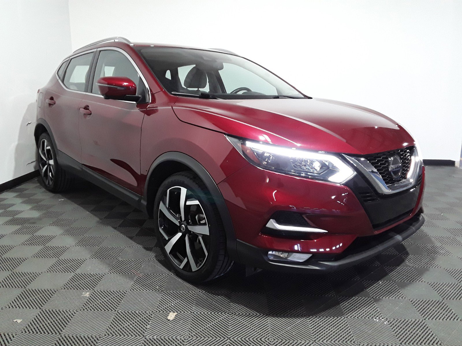 2022 Nissan Rogue Sport AWD SL