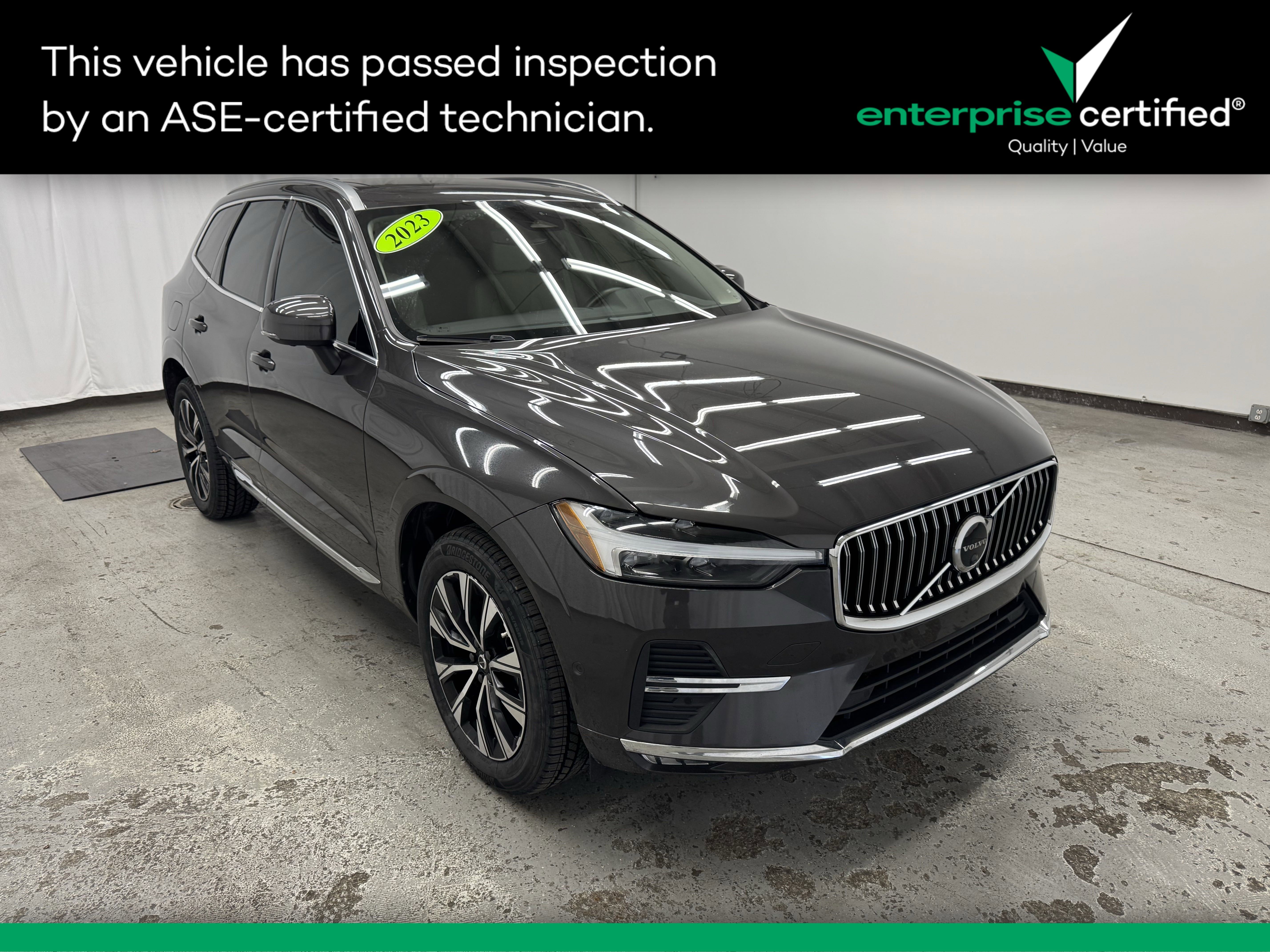 2023 Volvo XC60 B5 AWD Plus Bright Theme