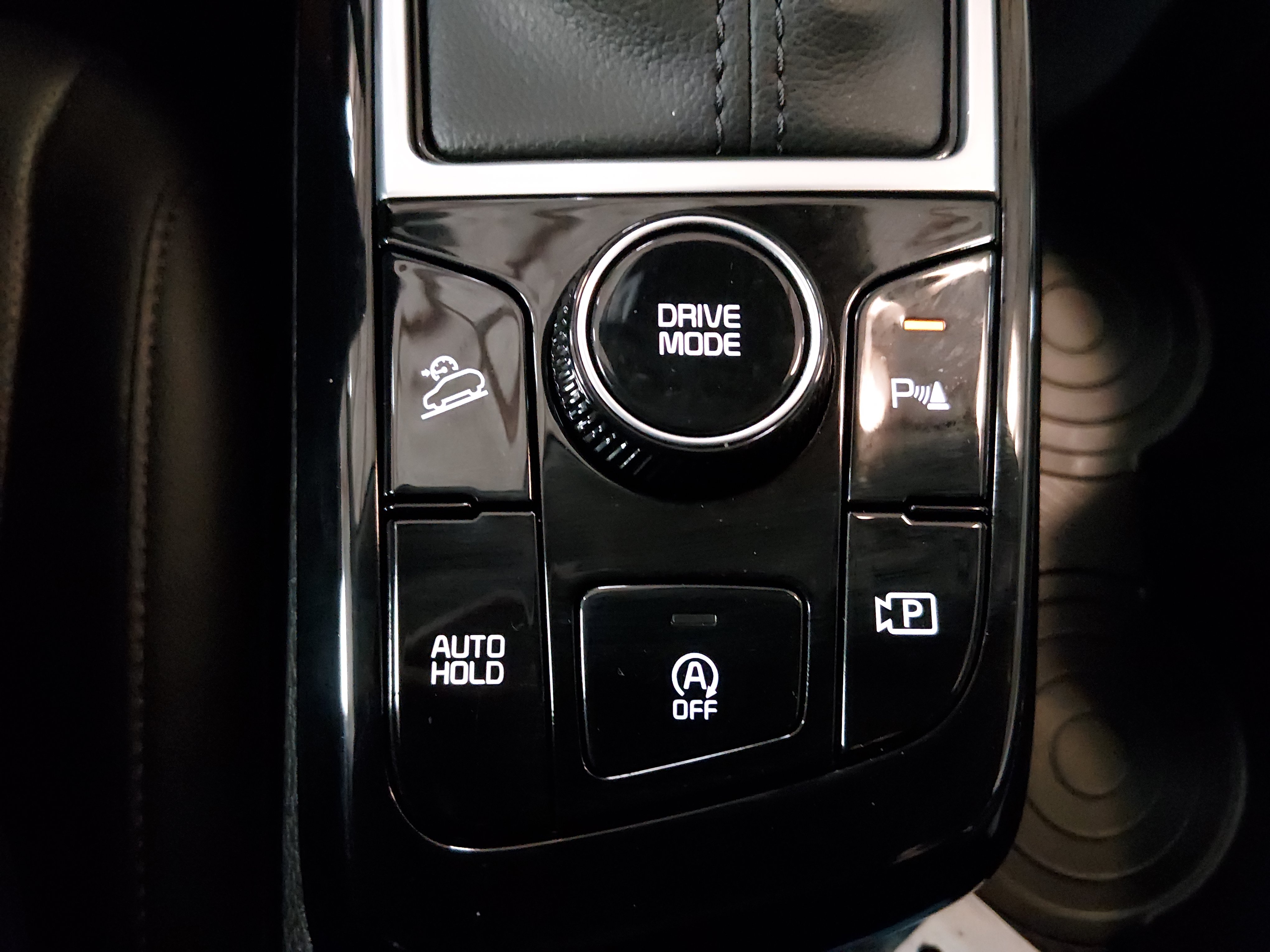 2024 Kia Sportage EX - Photo 19