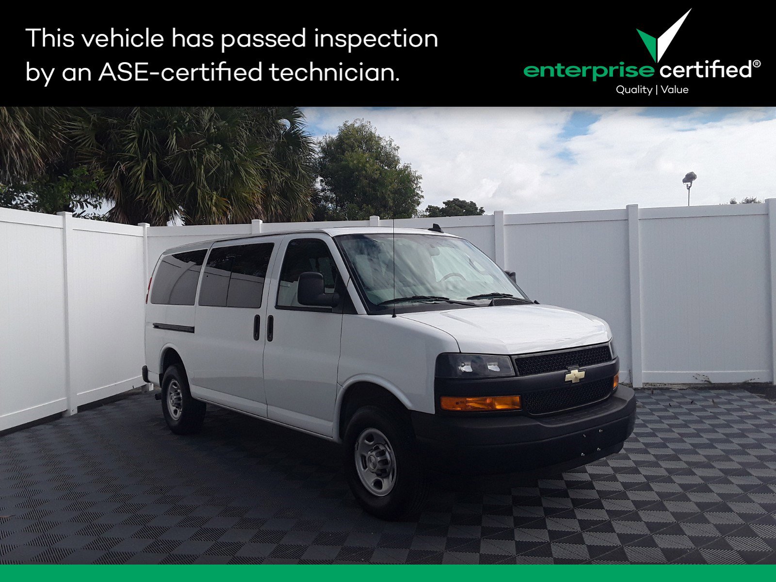 2021 Chevrolet Express Passenger RWD 3500 135