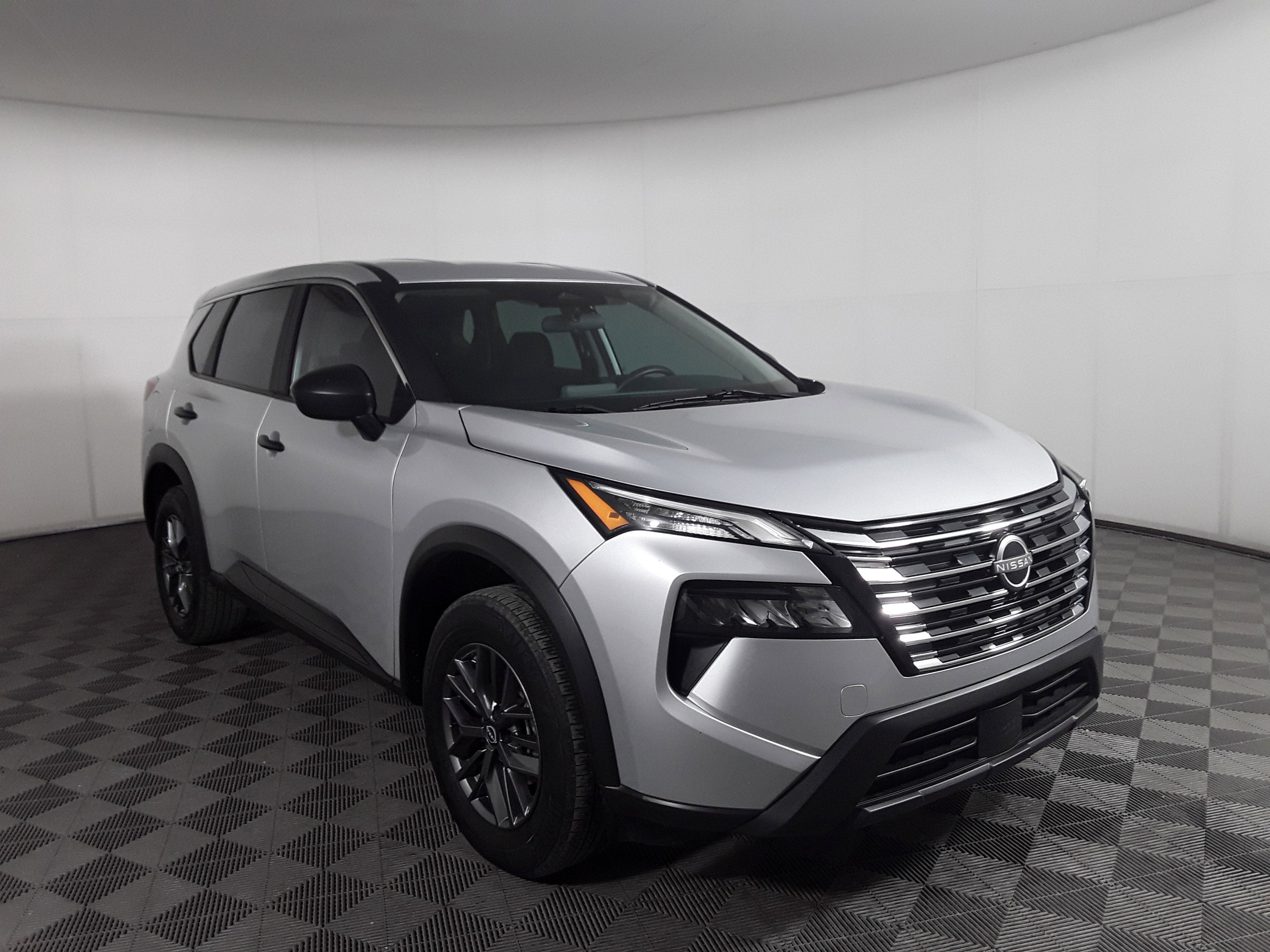 2024 Nissan Rogue FWD S