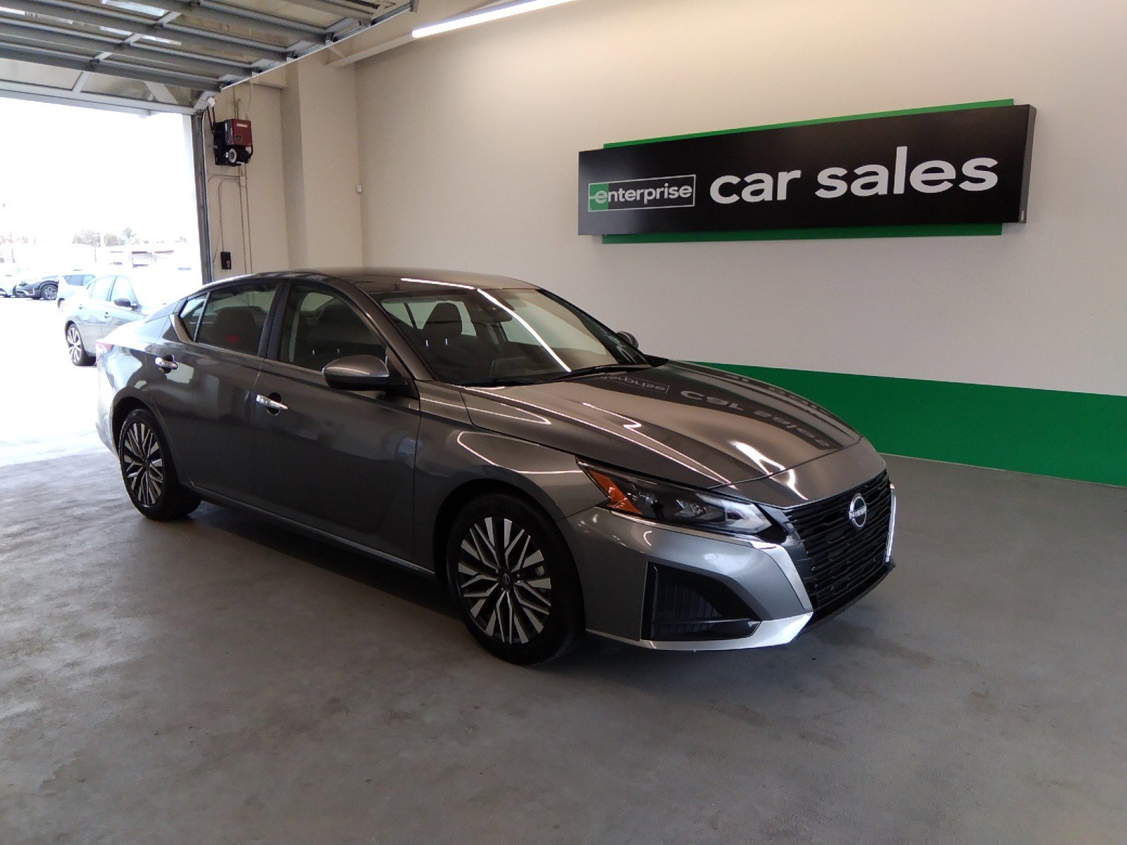 2023 Nissan Altima 2.5 SV Sedan