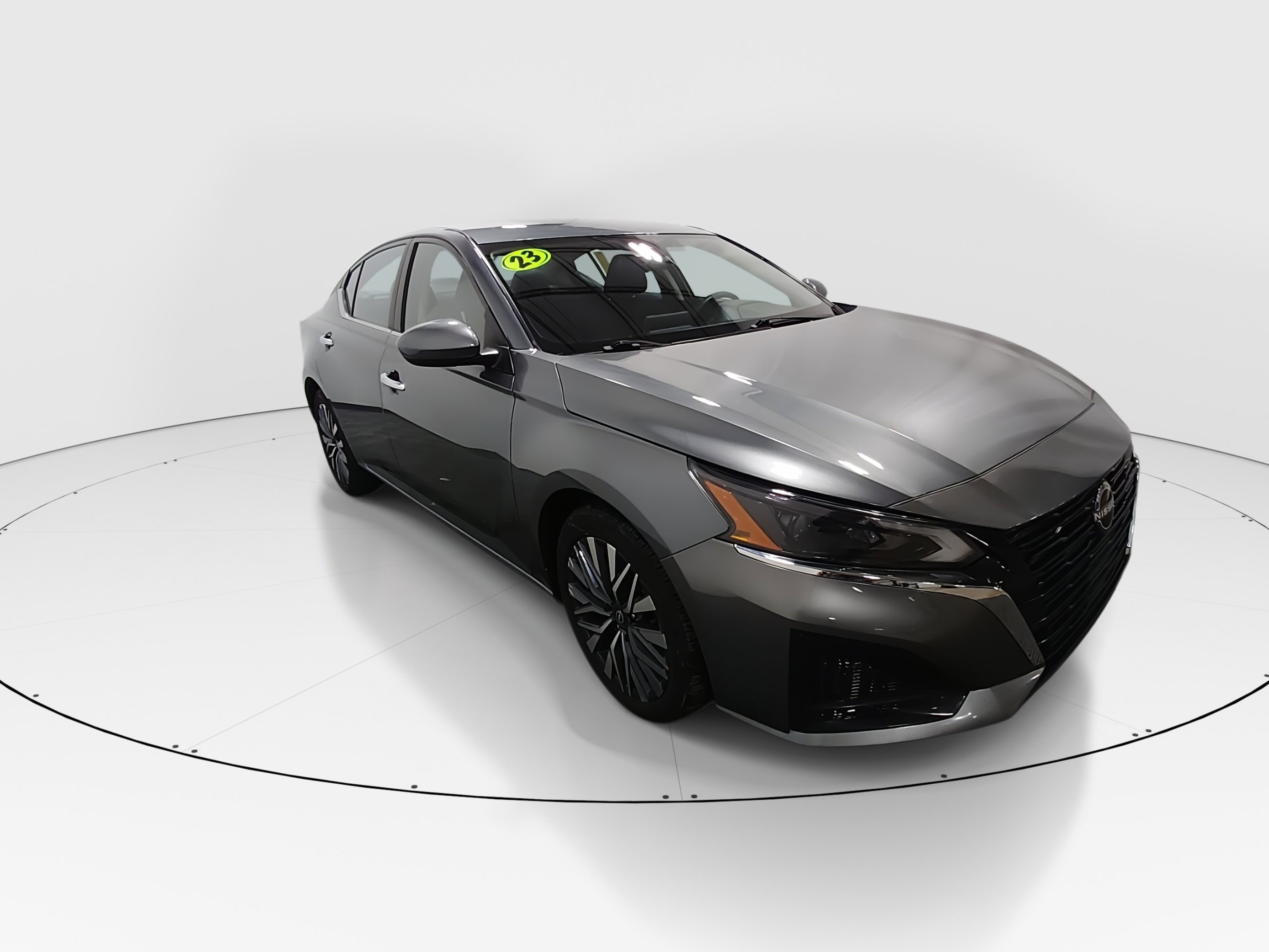 Used 2023 Nissan Altima 2.5 SV Sedan