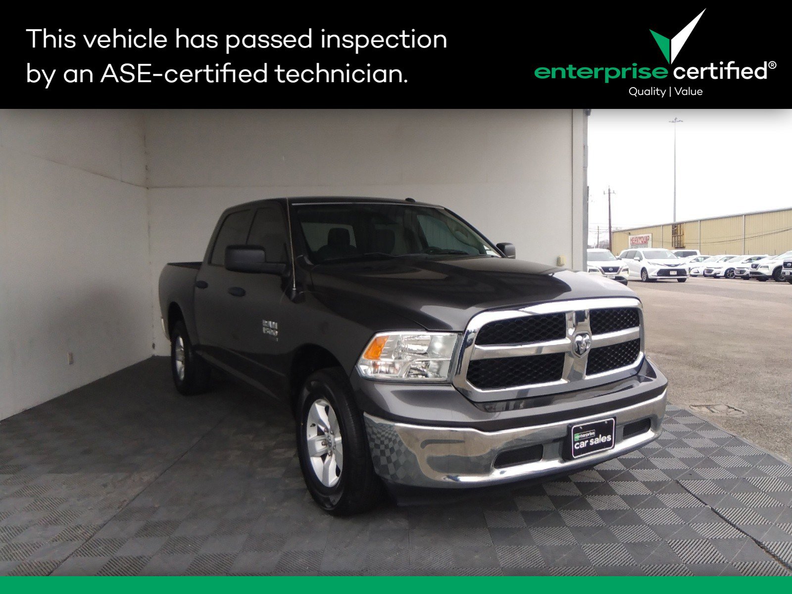 2022 Ram 1500 Classic Tradesman 4x4 Crew Cab 5'7