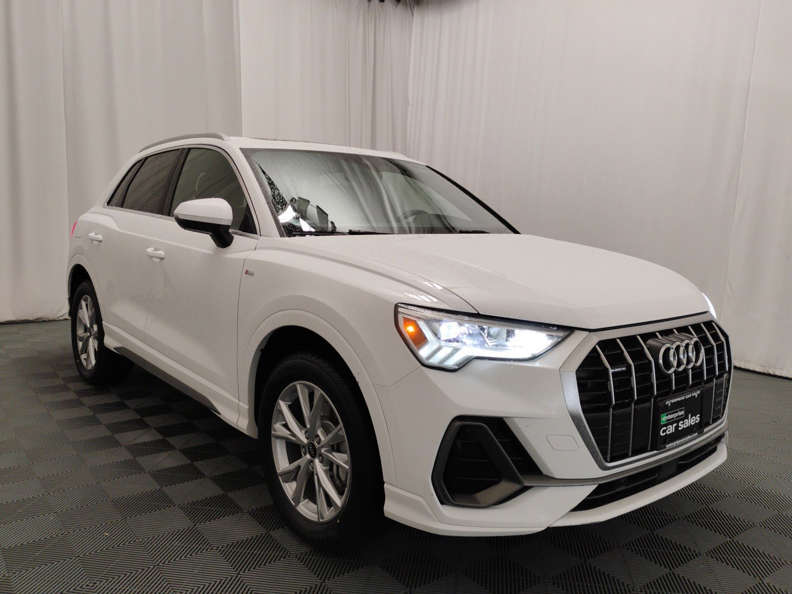 2023 Audi Q3 S line Premium 45 TFSI quattro