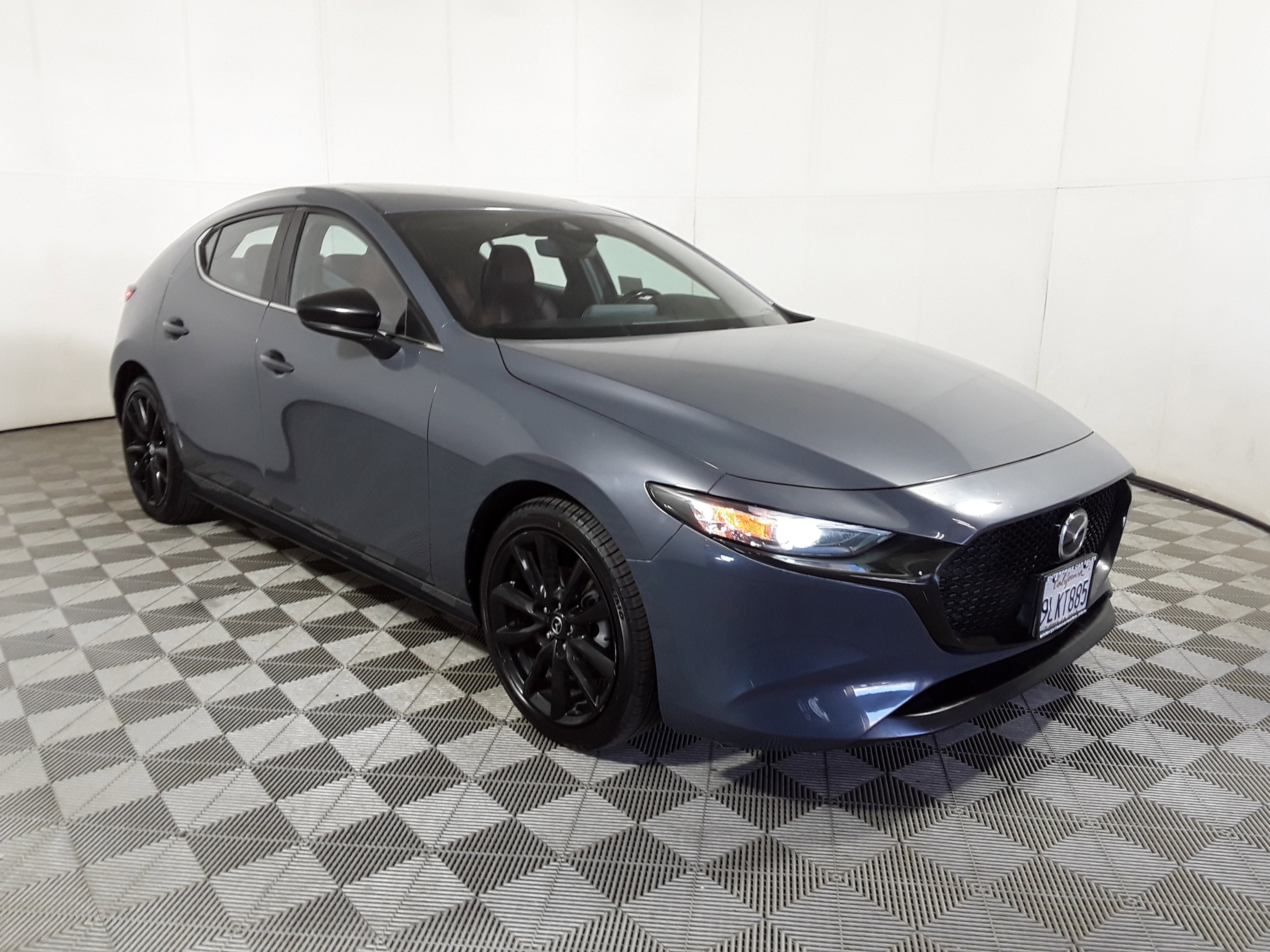 2022 Mazda Mazda3 Hatchback Carbon Edition Auto FWD