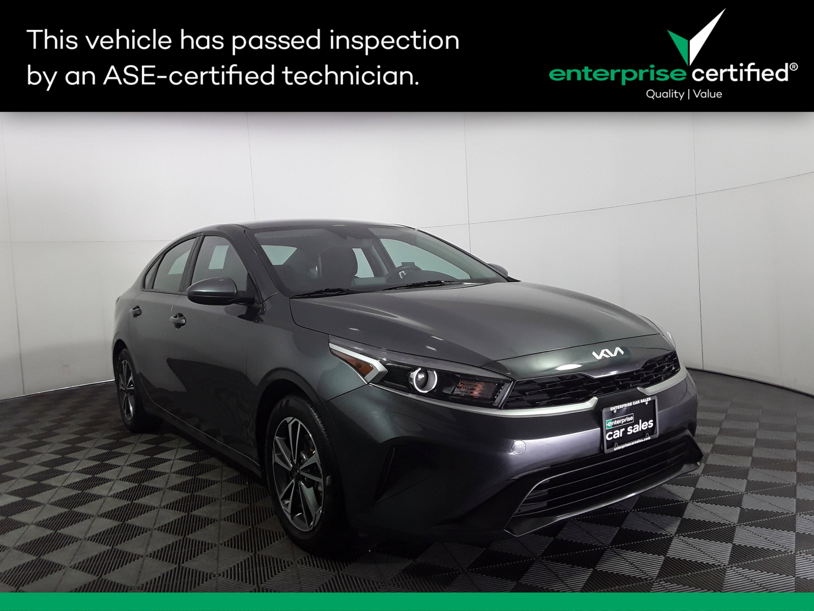 Used 2024 Kia Forte LXS IVT