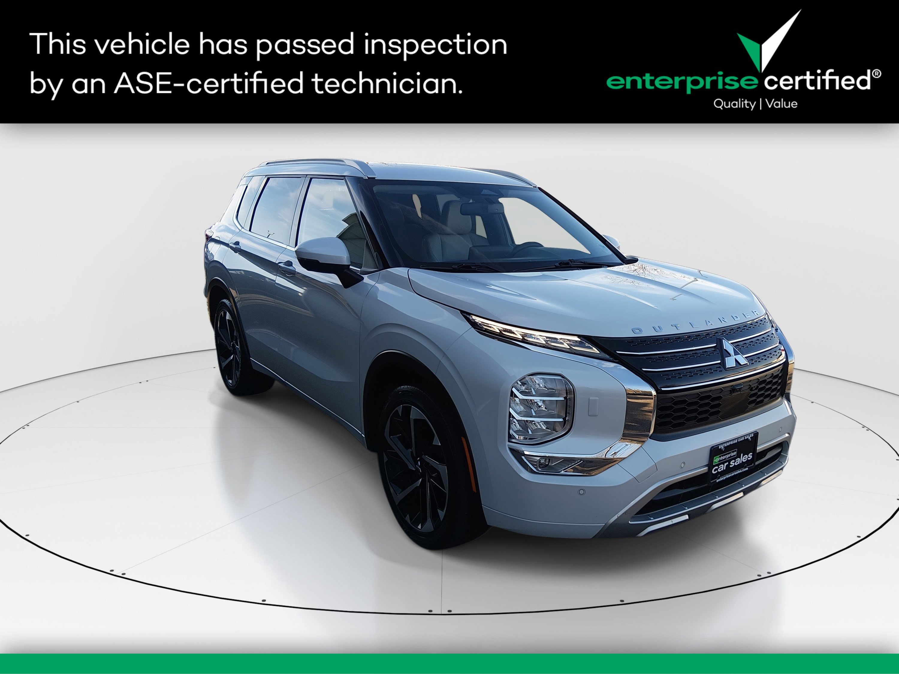 2022 Mitsubishi Outlander SEL Special Edition's photo