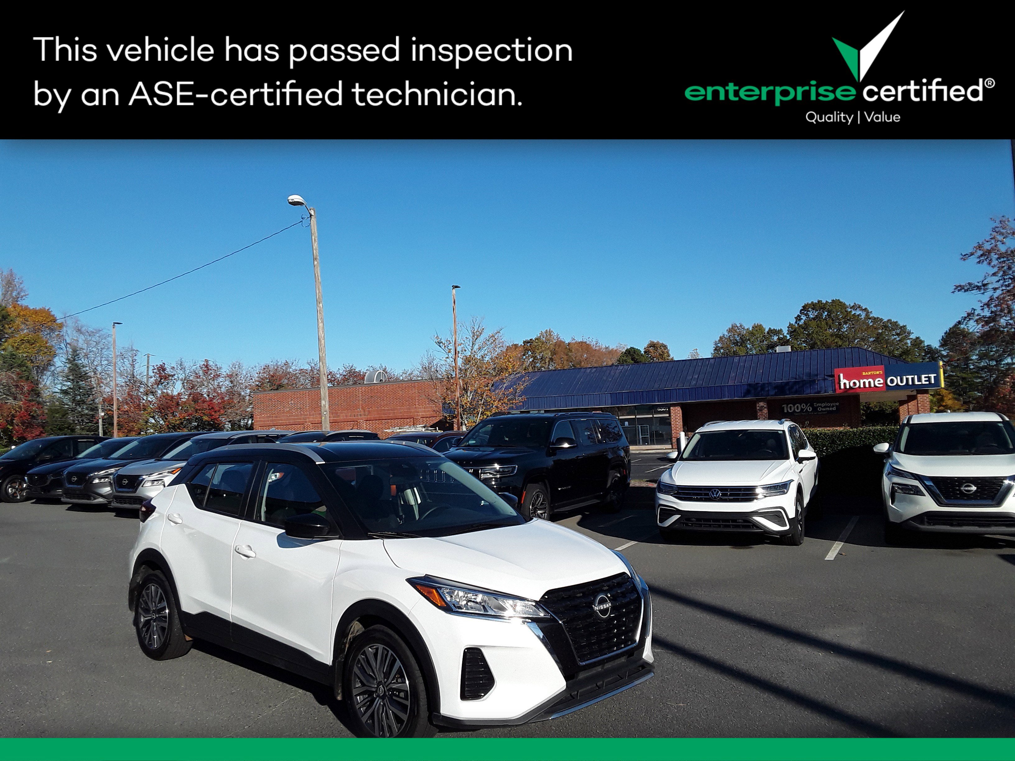 Used 2023 Nissan Kicks SV FWD