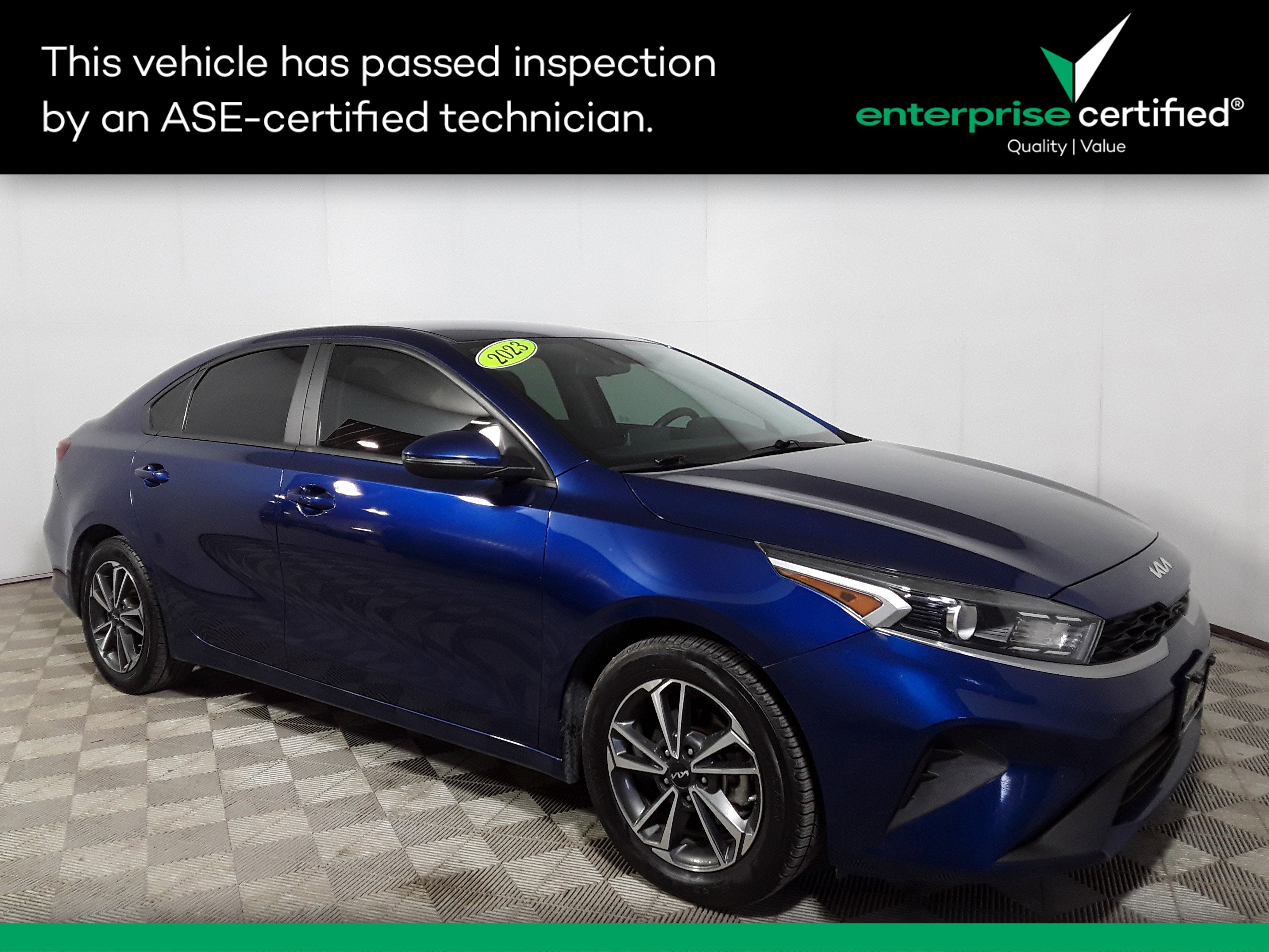 2023 Kia Forte LXS IVT