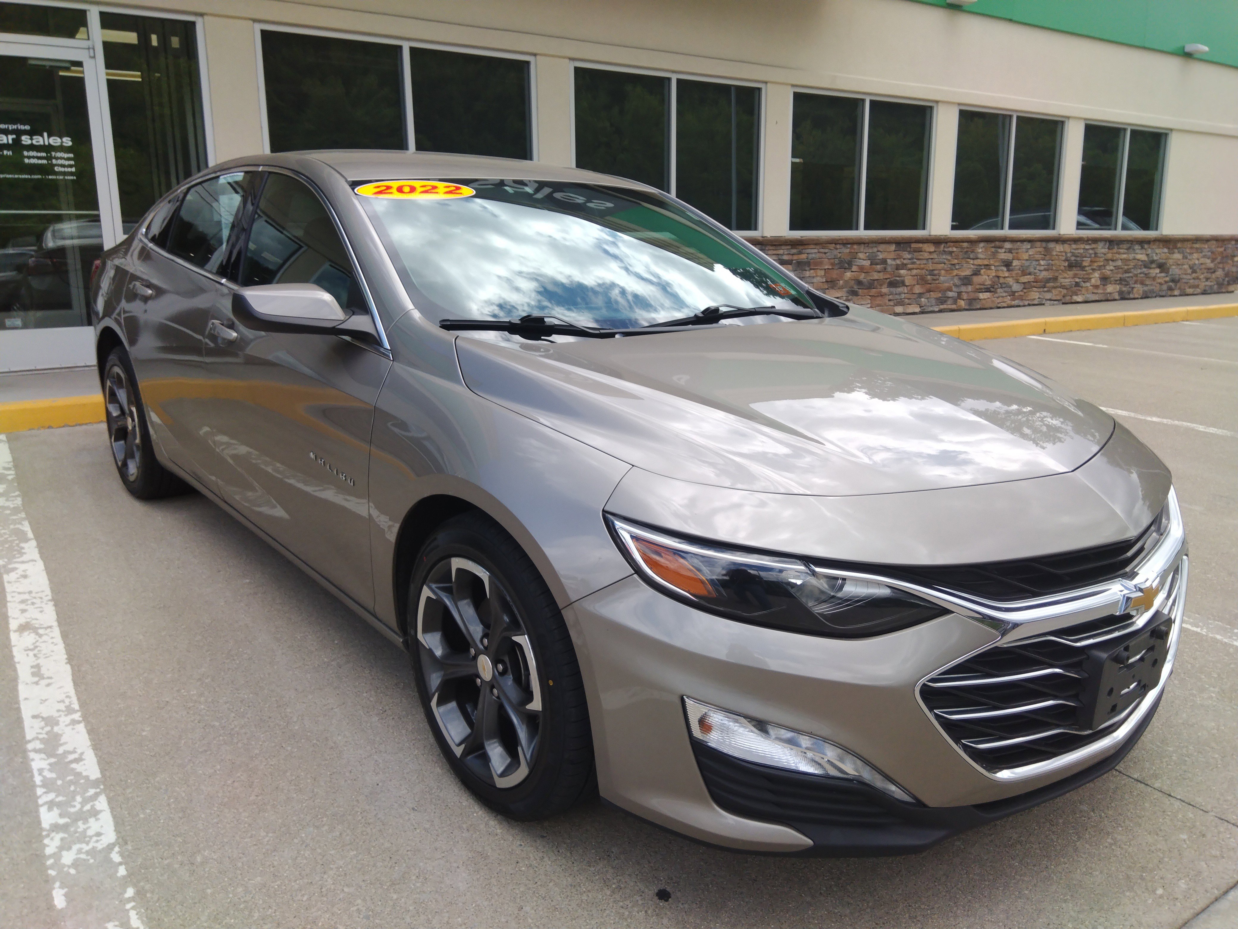 2022 Chevrolet Malibu 4dr Sdn LT