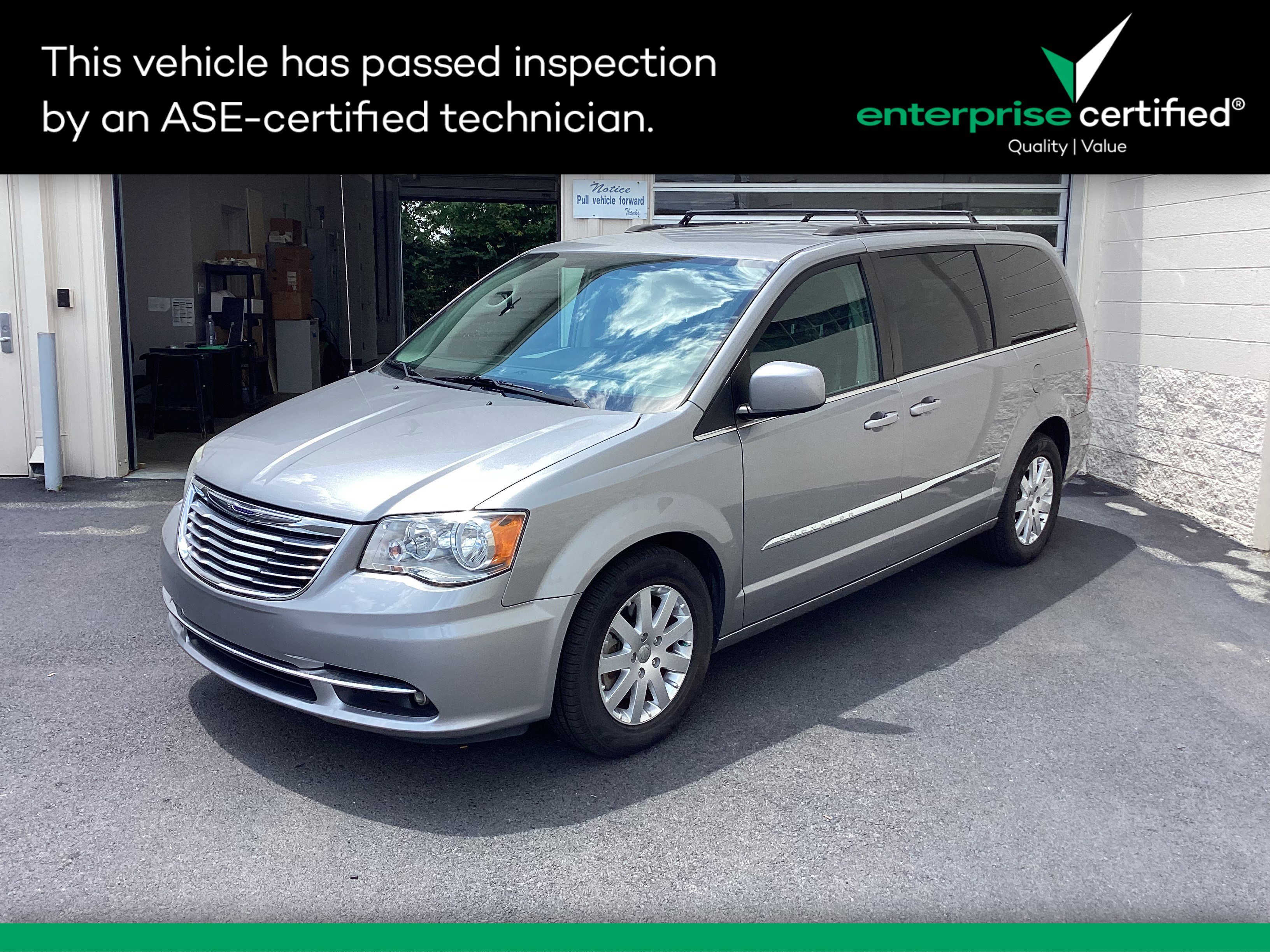 Used 2016 Chrysler Town & Country 4dr Wgn Touring
