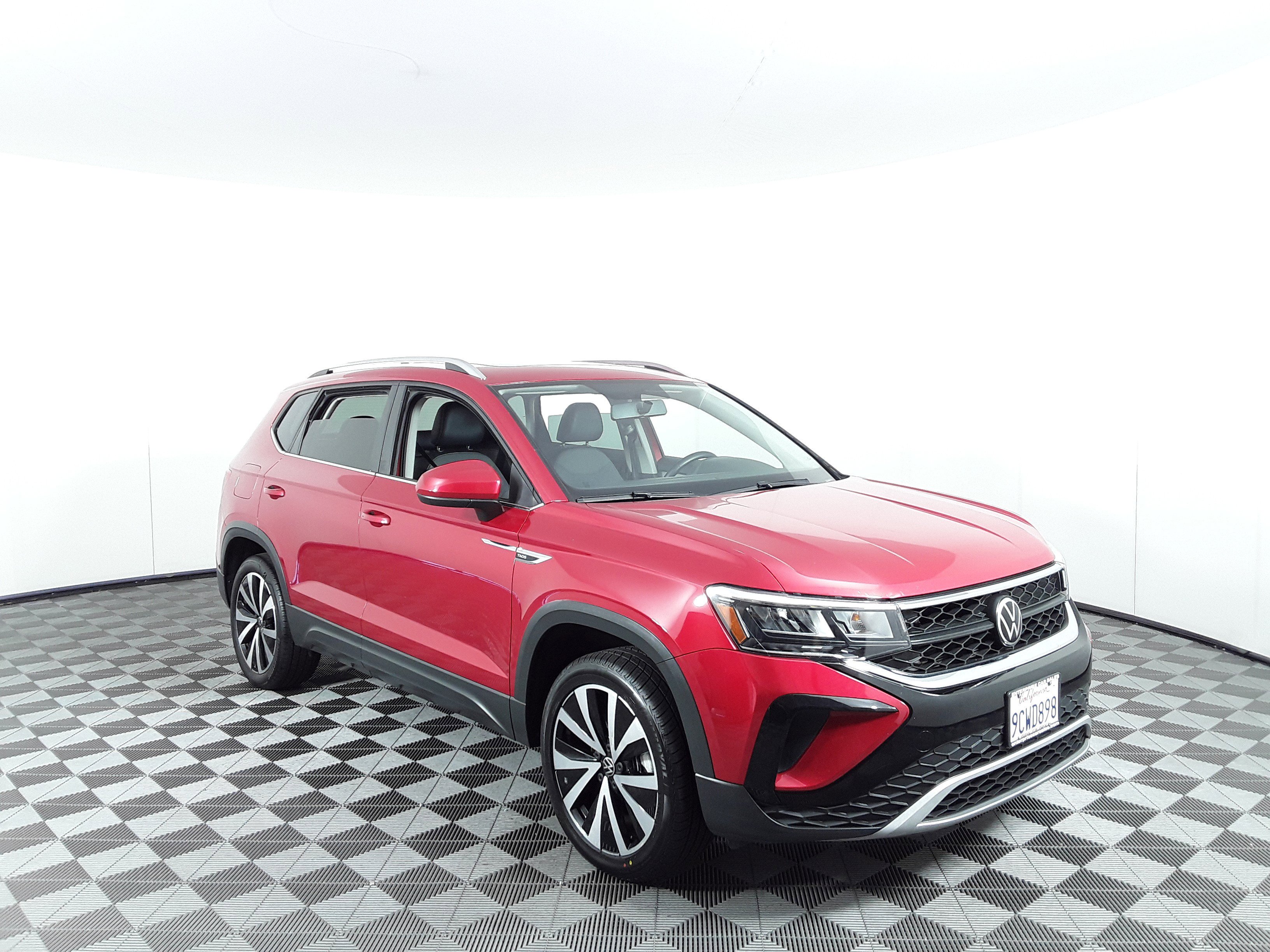 2022 Volkswagen Taos SE FWD