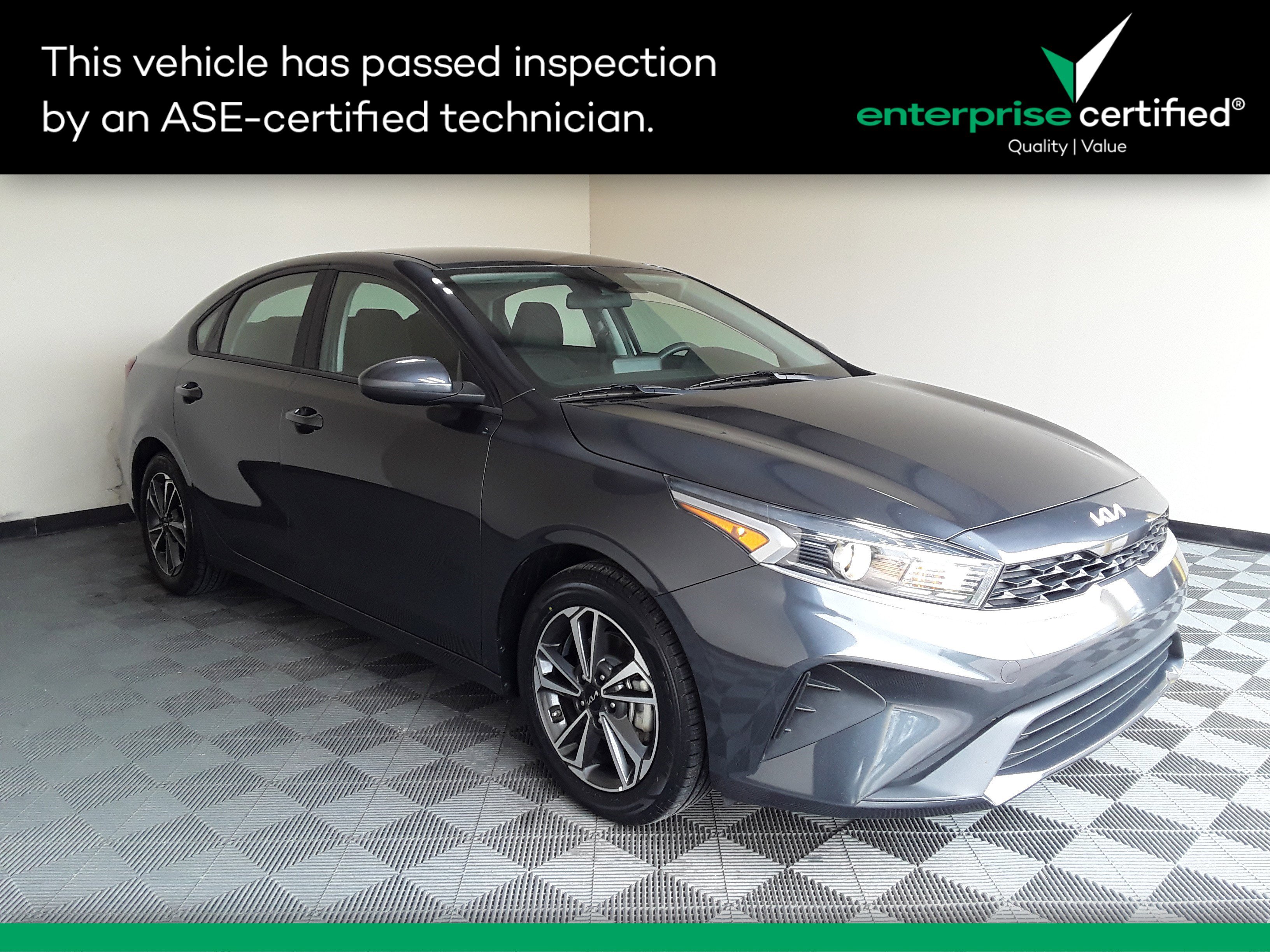 2023 Kia Forte LXS IVT