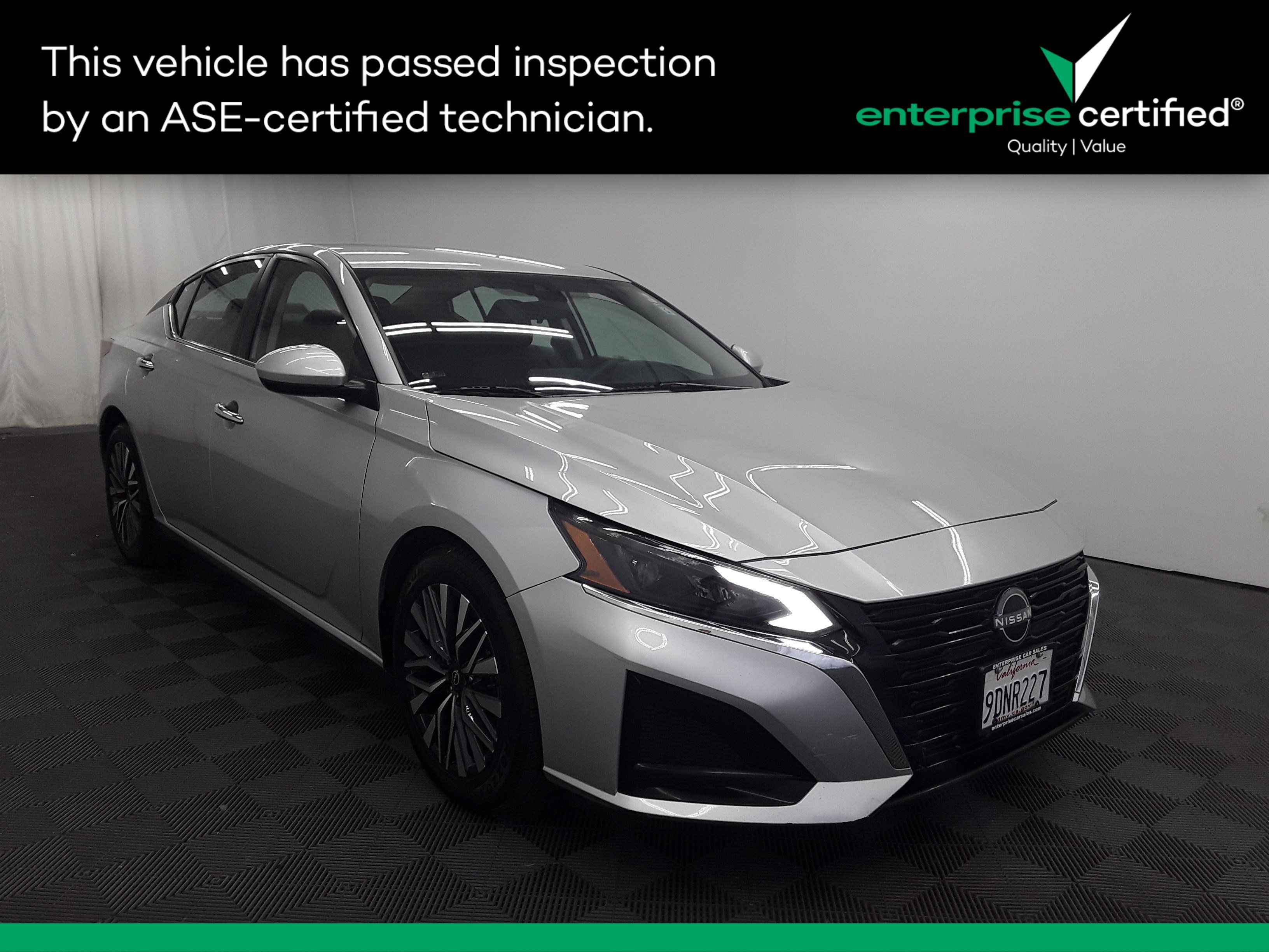 Used 2023 Nissan Altima 2.5 SV Sedan