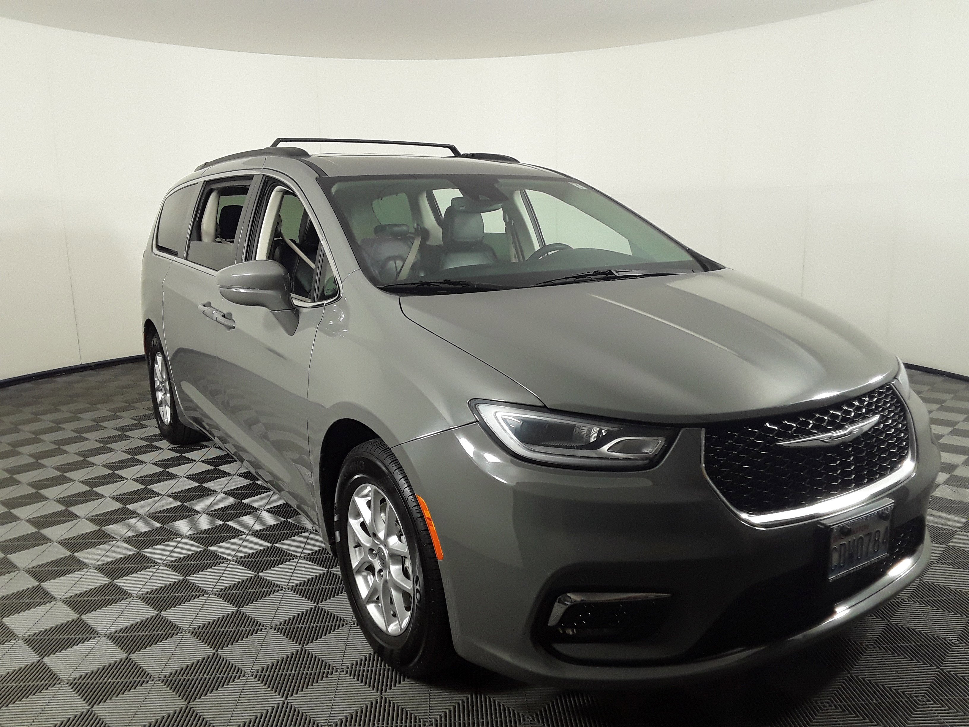 2022 Chrysler Pacifica Touring L FWD
