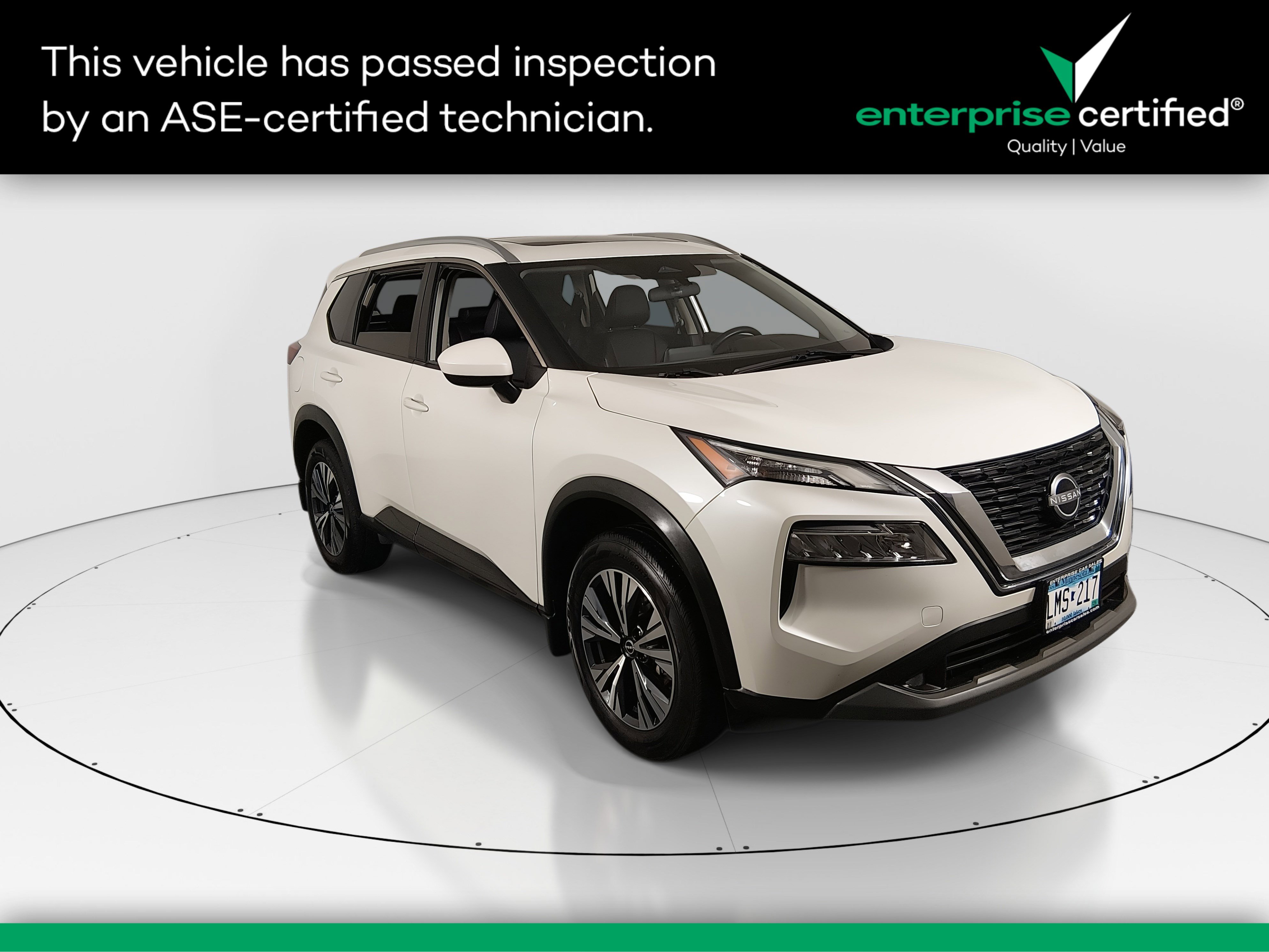 2023 Nissan Rogue SV's photo