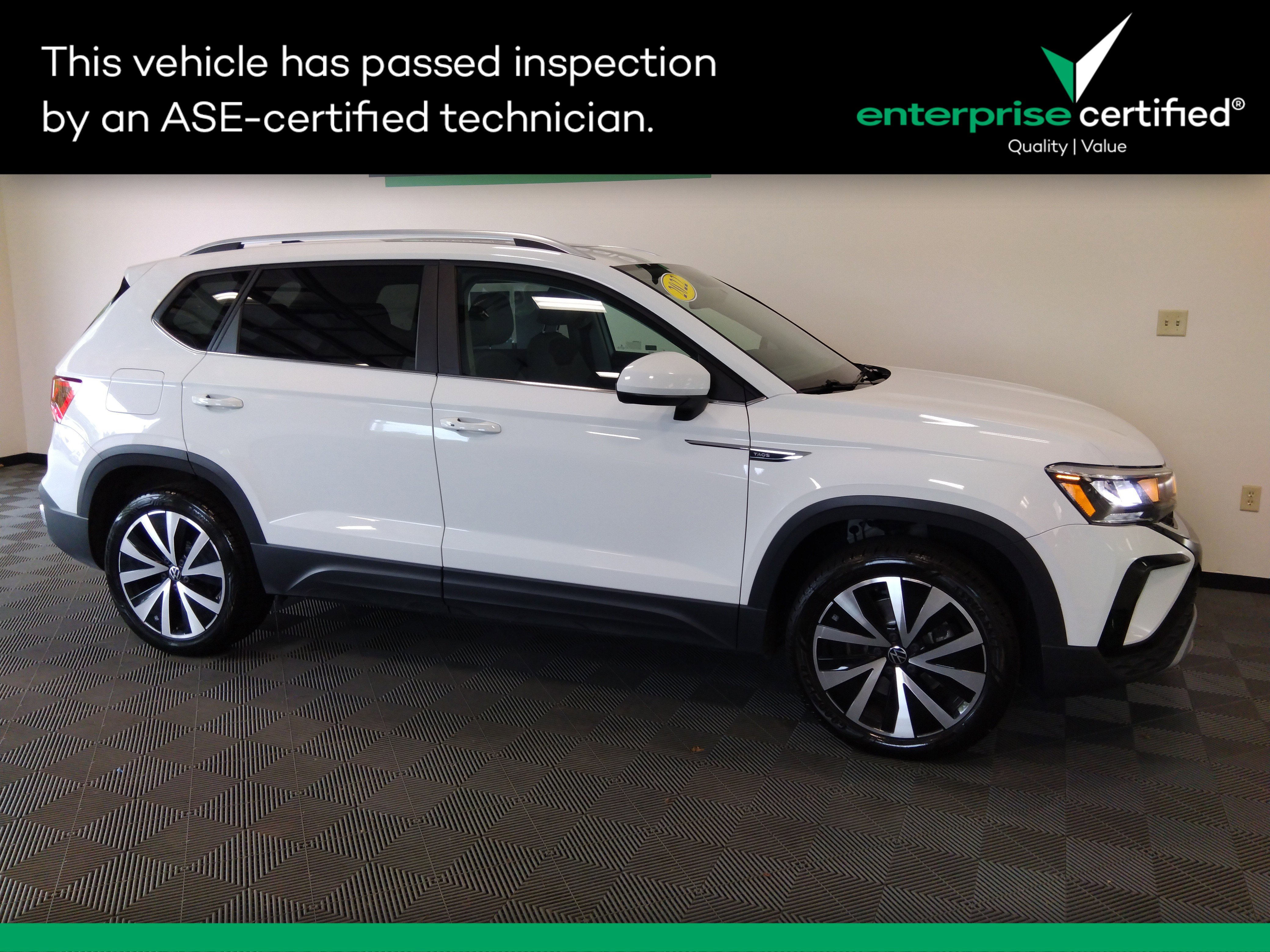 2022 Volkswagen Taos SE FWD