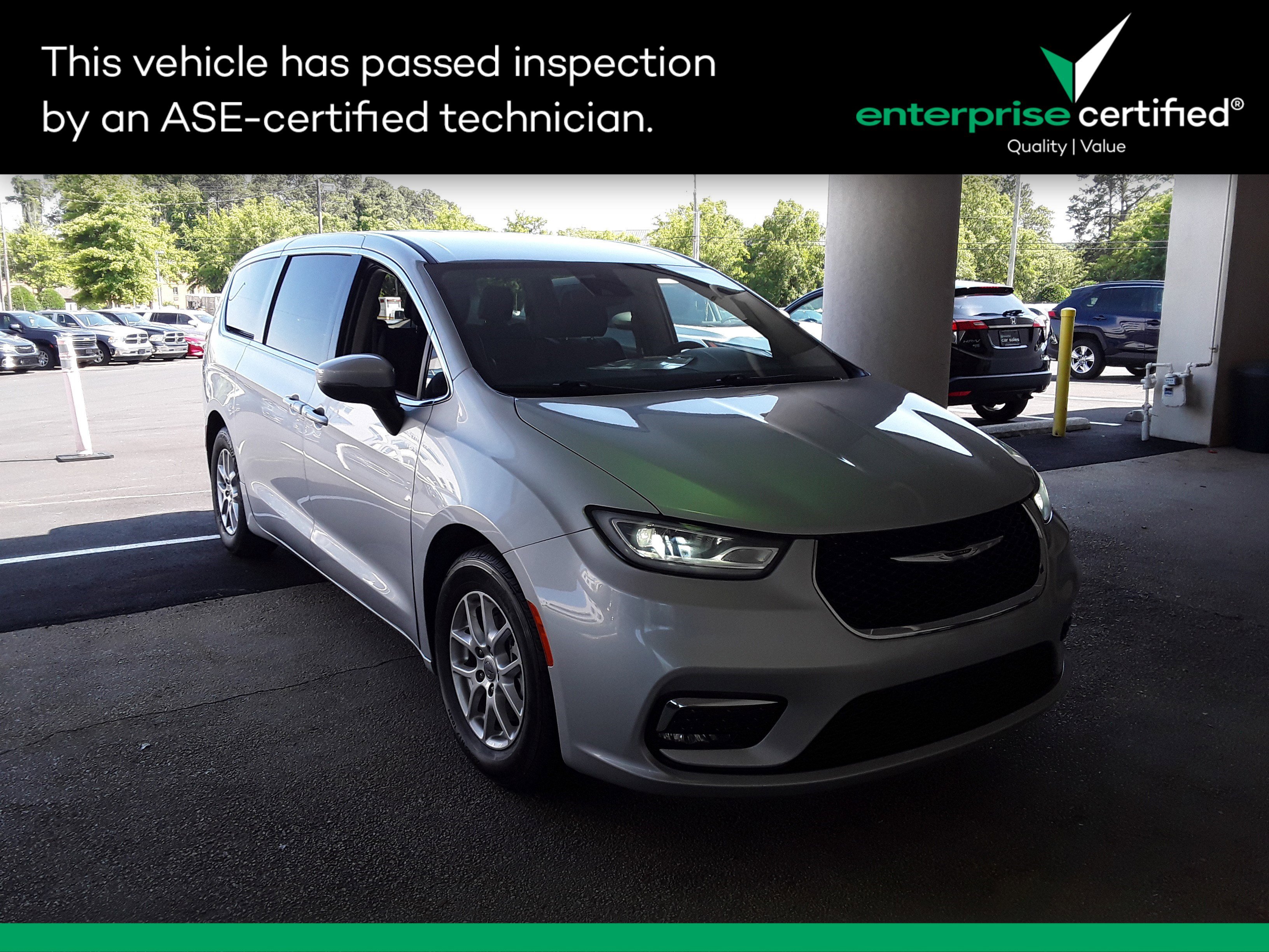 2023 Chrysler Pacifica Touring L FWD