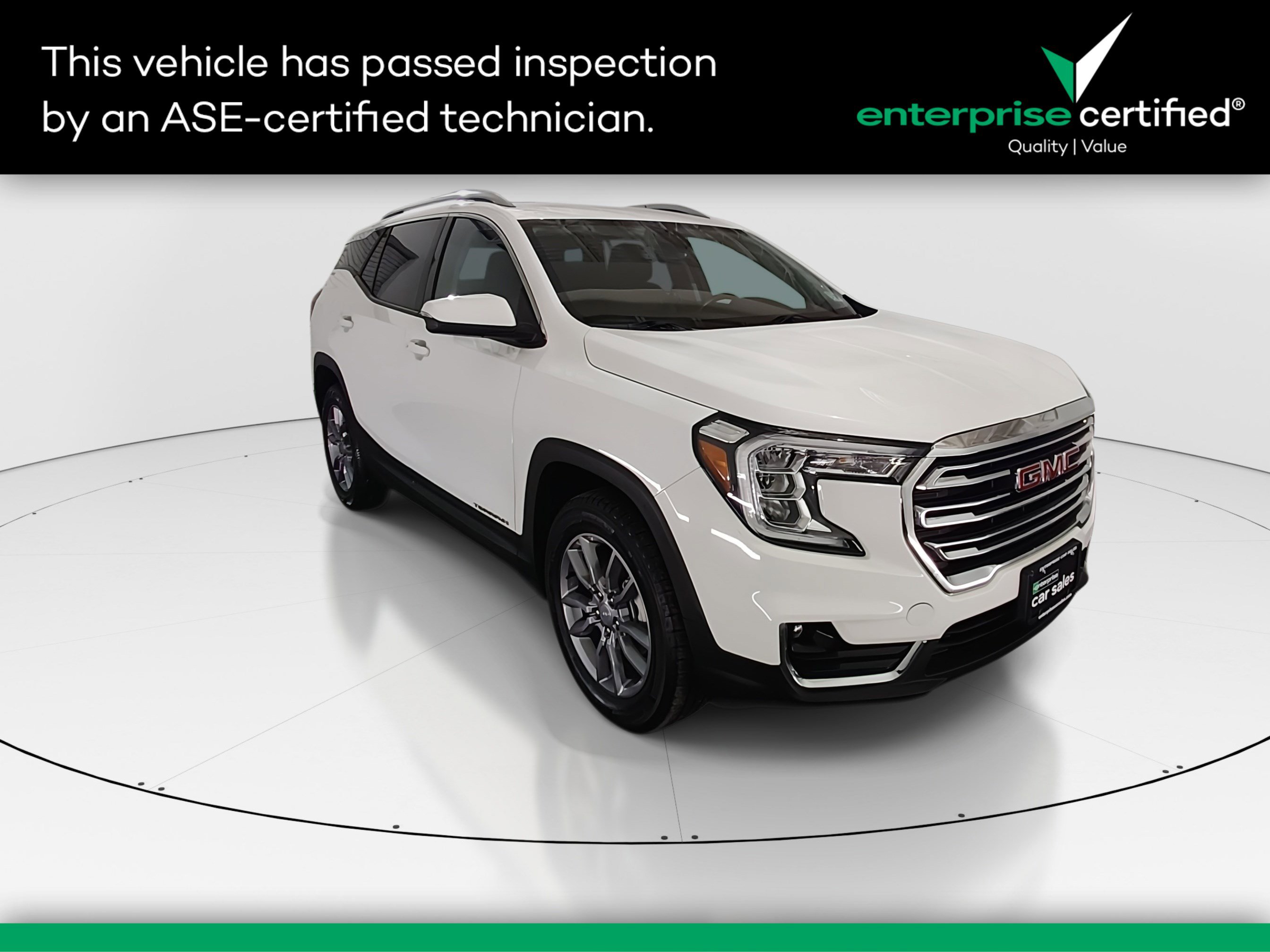 2024 GMC Terrain SLT's photo