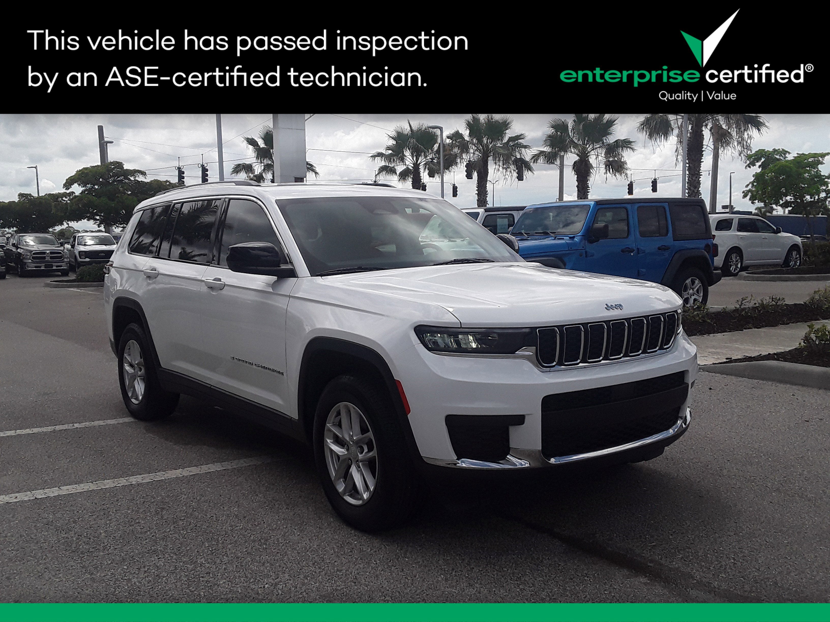 2023 Jeep Grand Cherokee L Laredo 4x2