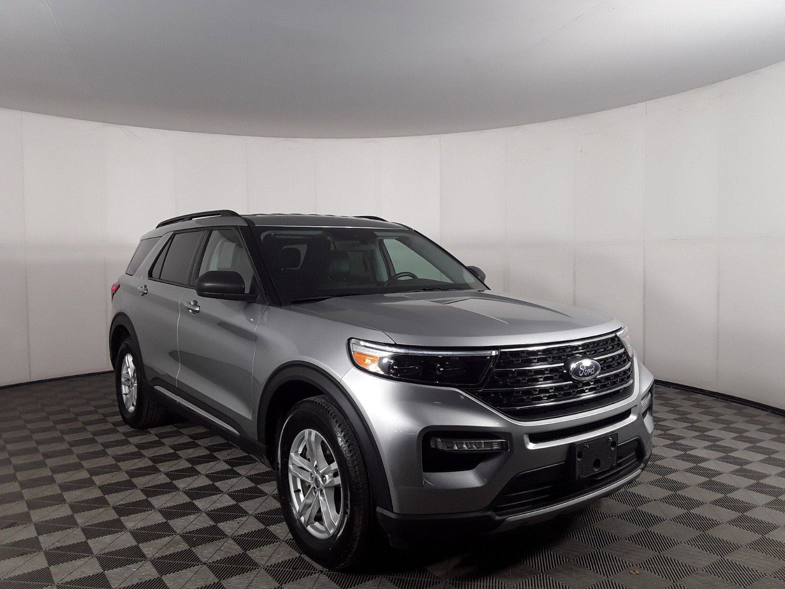 2023 Ford Explorer XLT 4WD