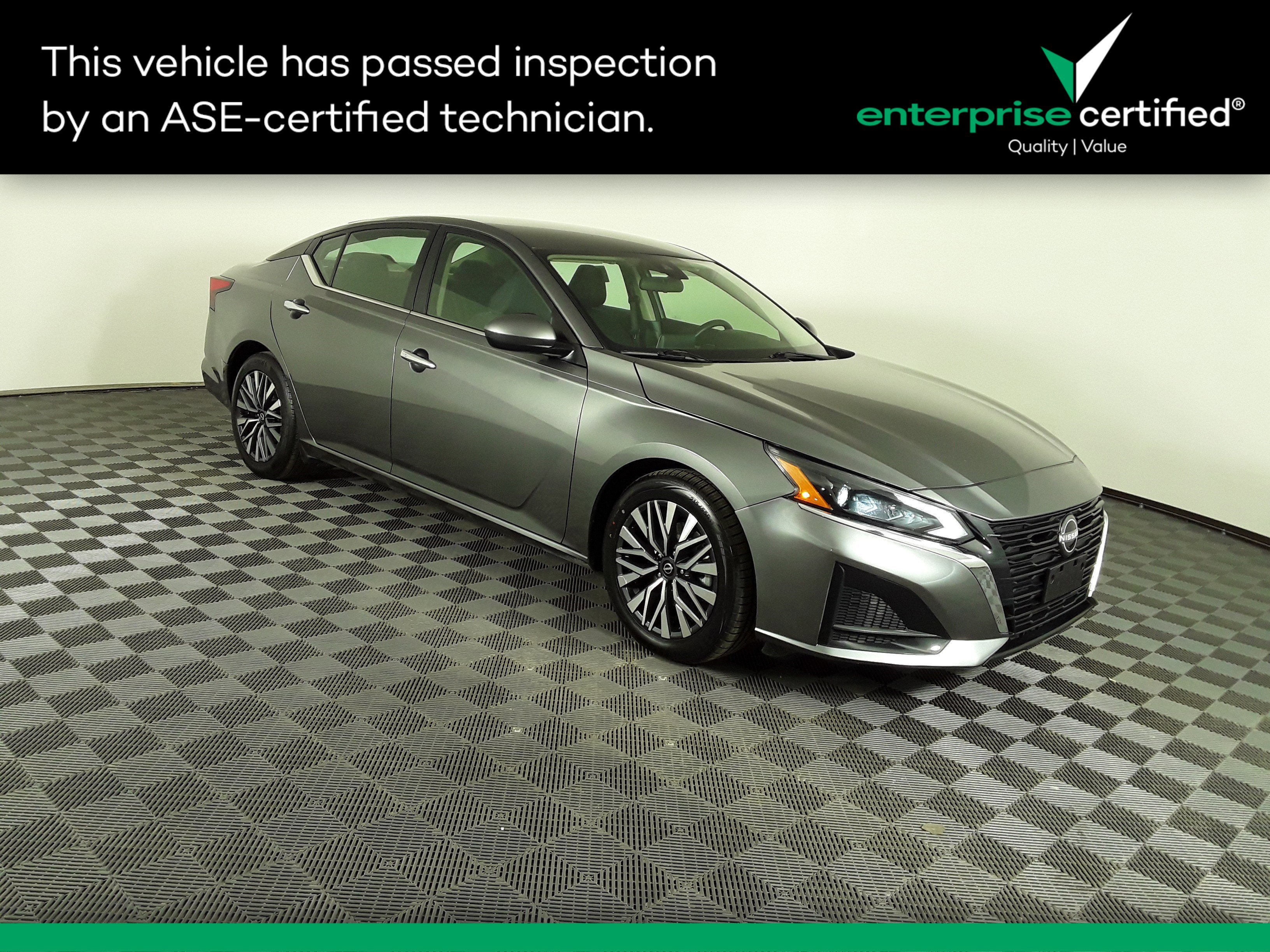 Used 2023 Nissan Altima 2.5 SV Sedan