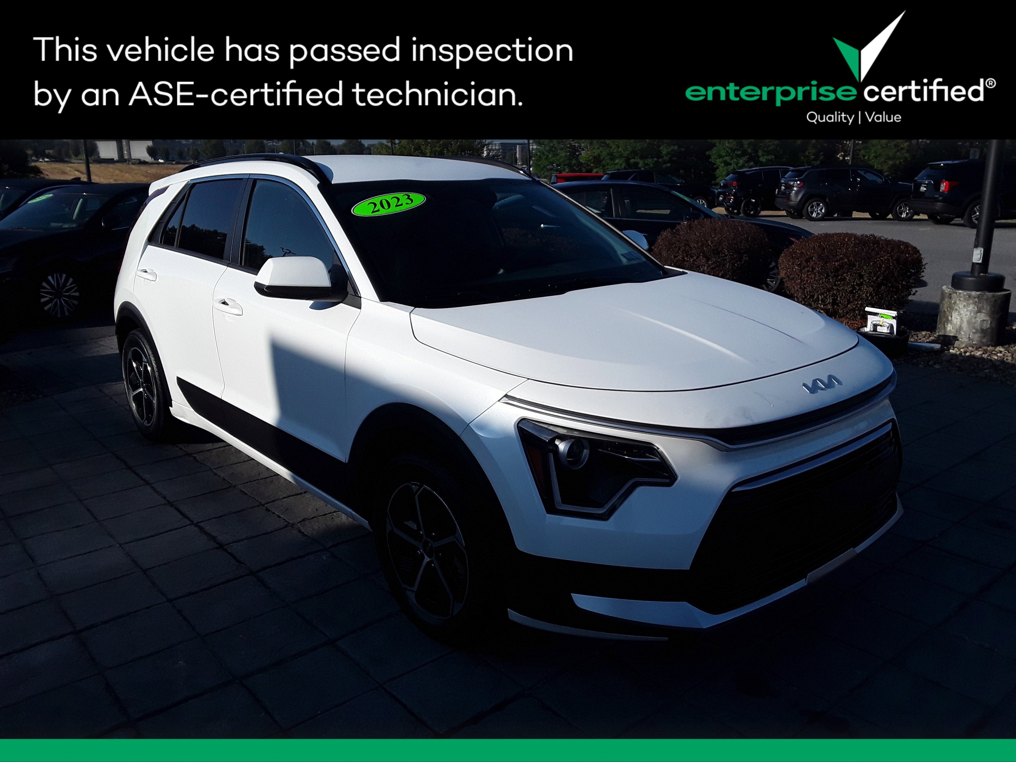 Used 2023 Kia Niro LX FWD