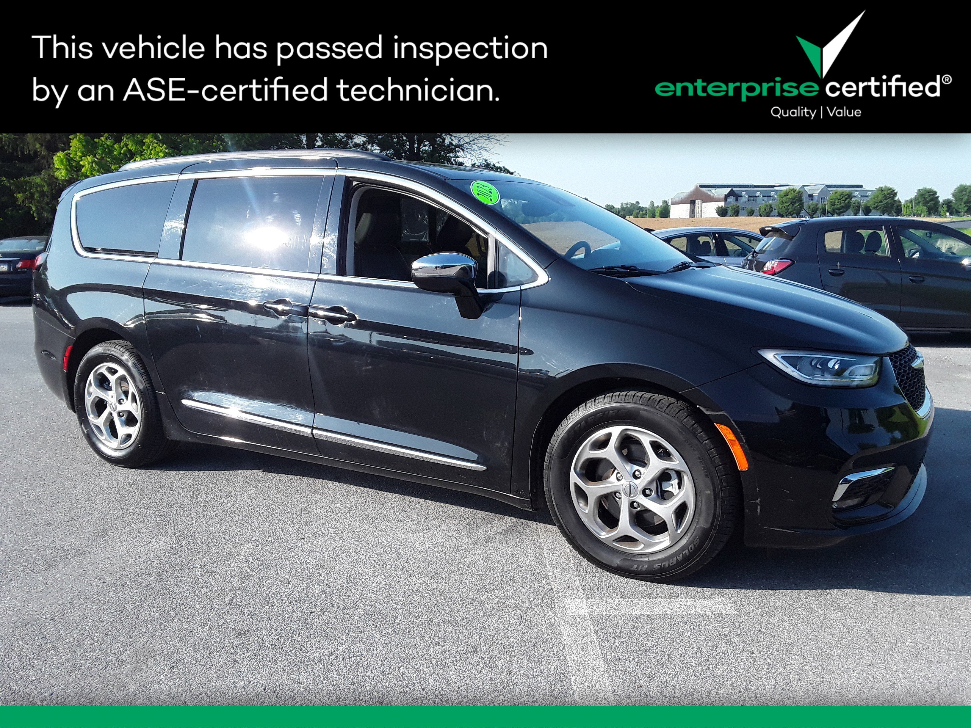 2023 Chrysler Pacifica Limited FWD