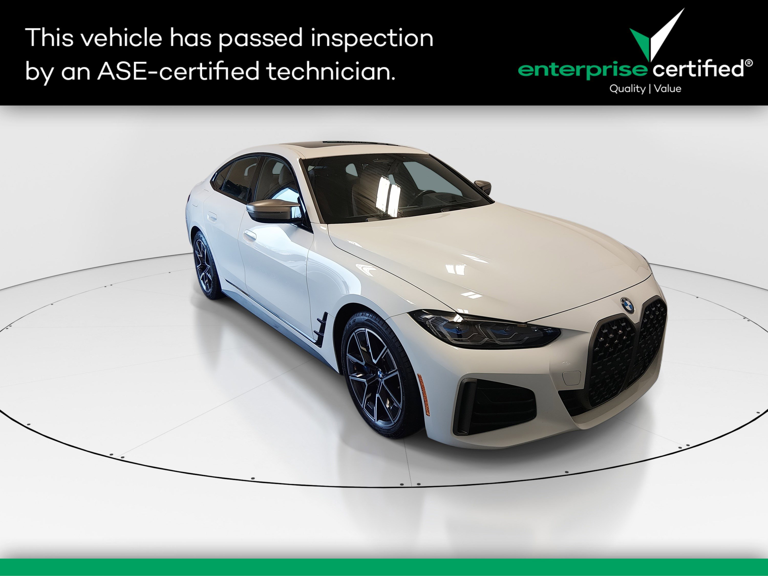 2022 BMW 4 Series M440i's photo