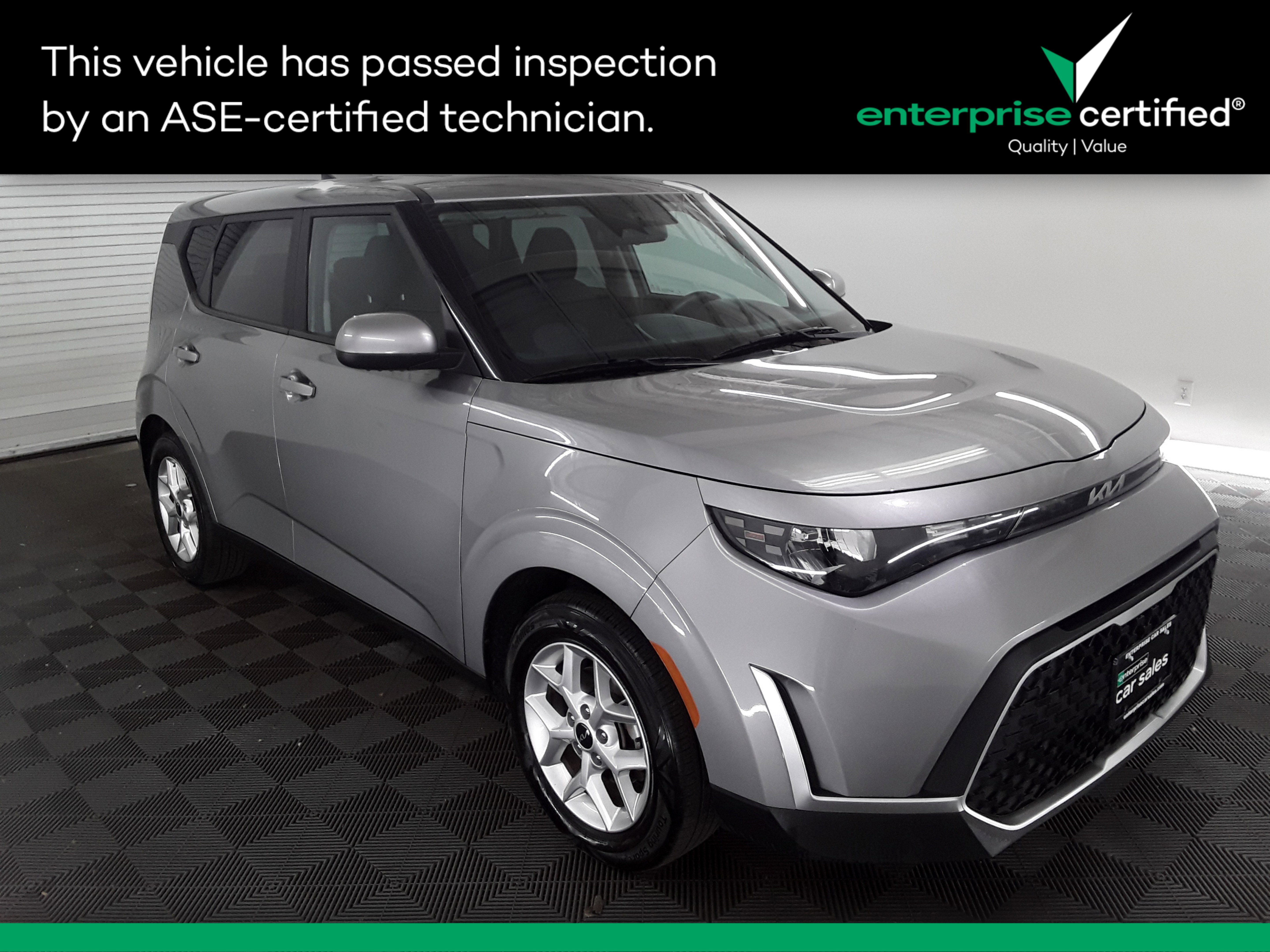 Used 2023 Kia Soul LX IVT