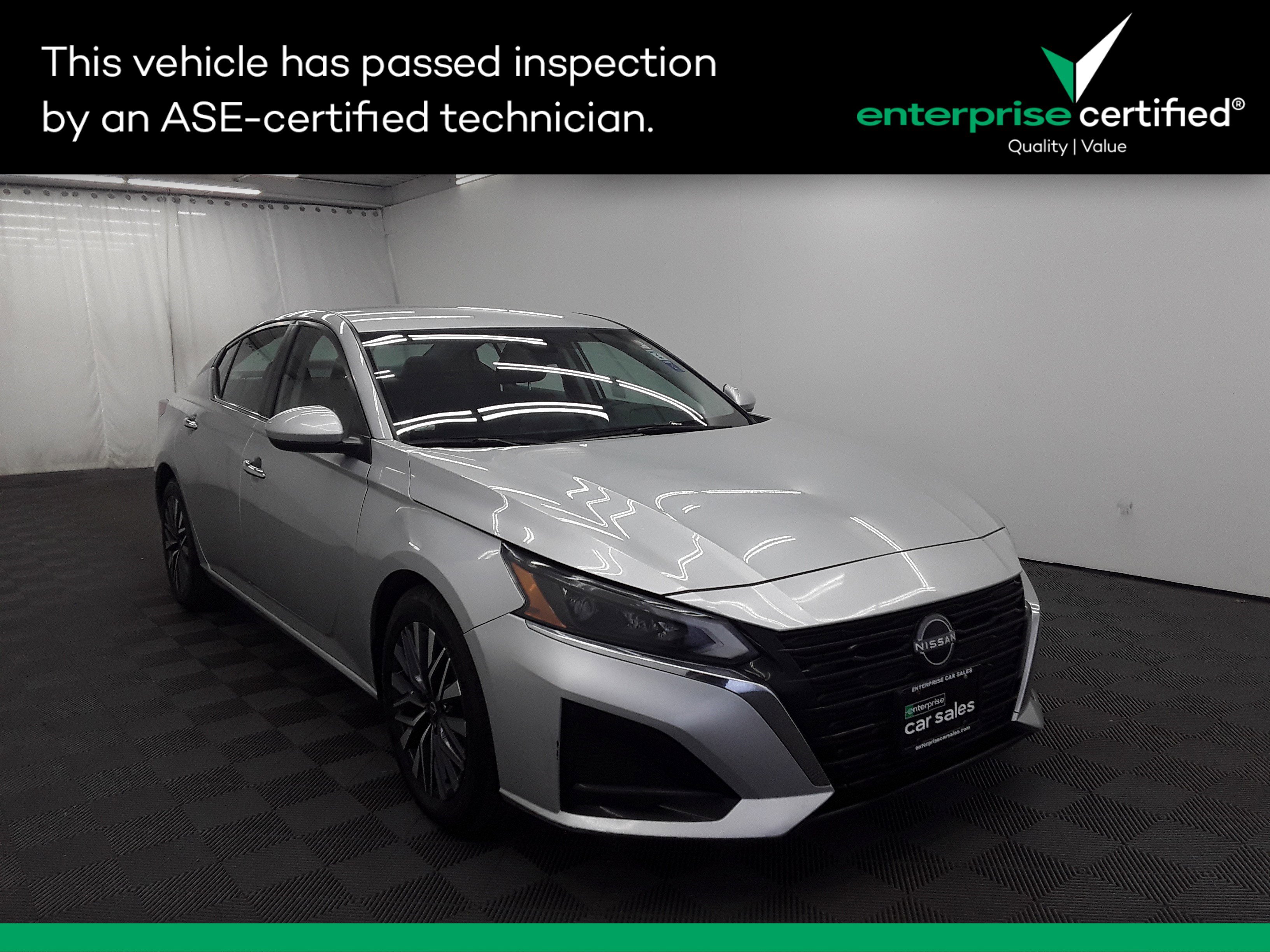 Used 2023 Nissan Altima 2.5 SV Sedan