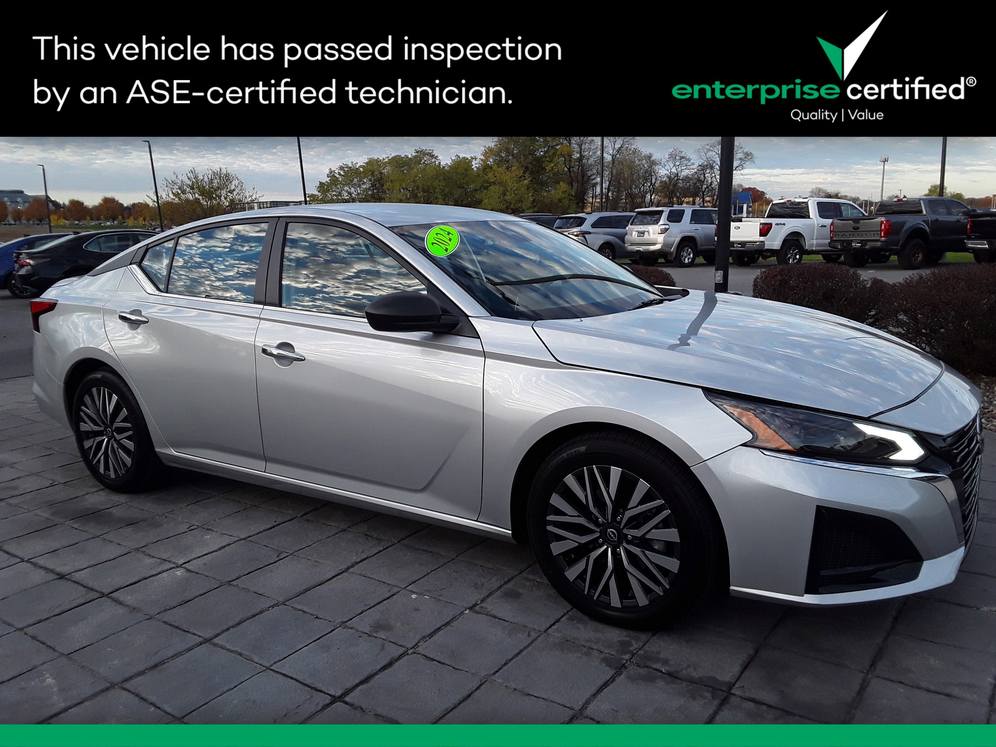 Used 2024 Nissan Altima 2.5 SV Sedan