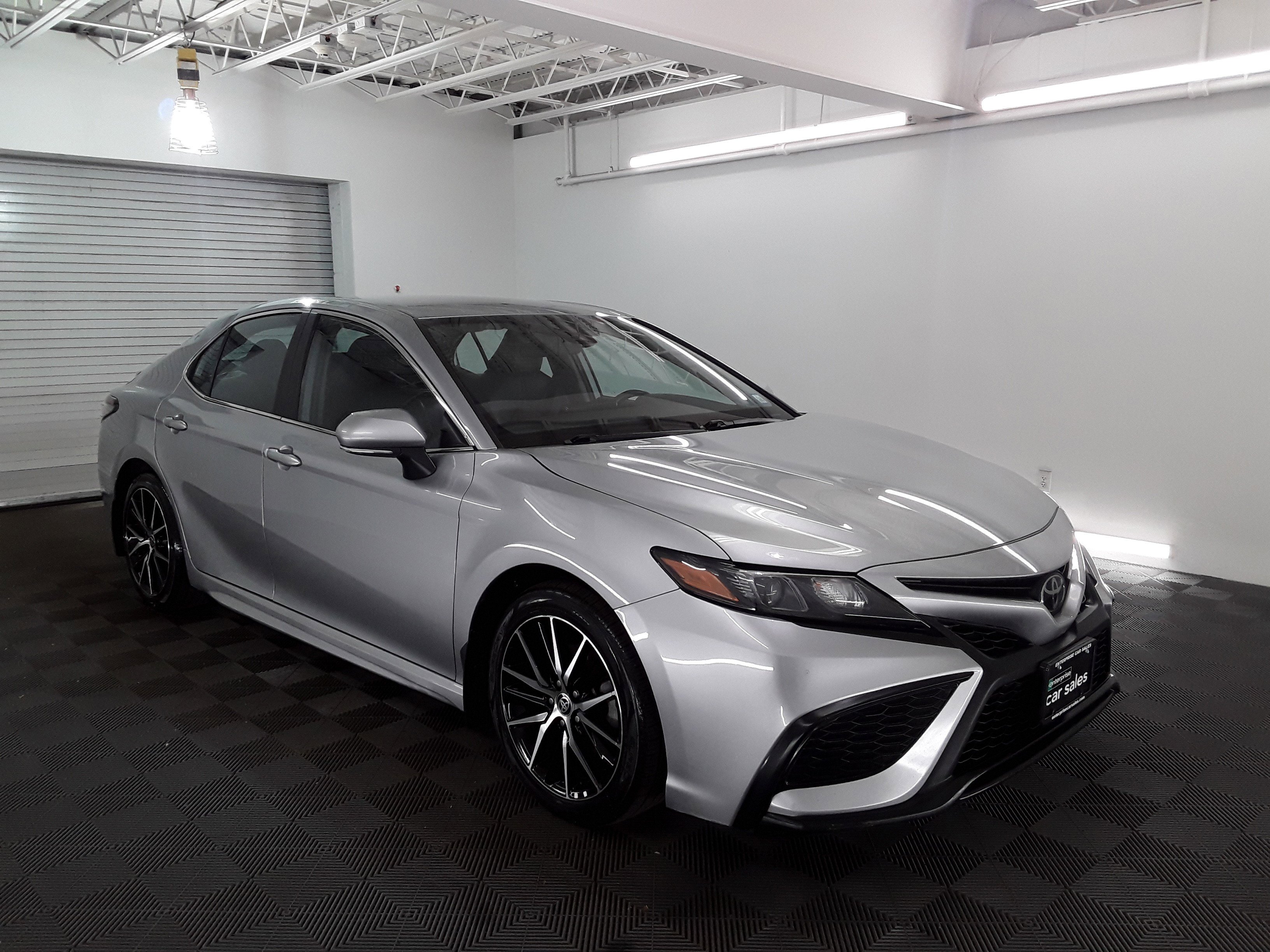 2023 Toyota Camry SE Auto AWD
