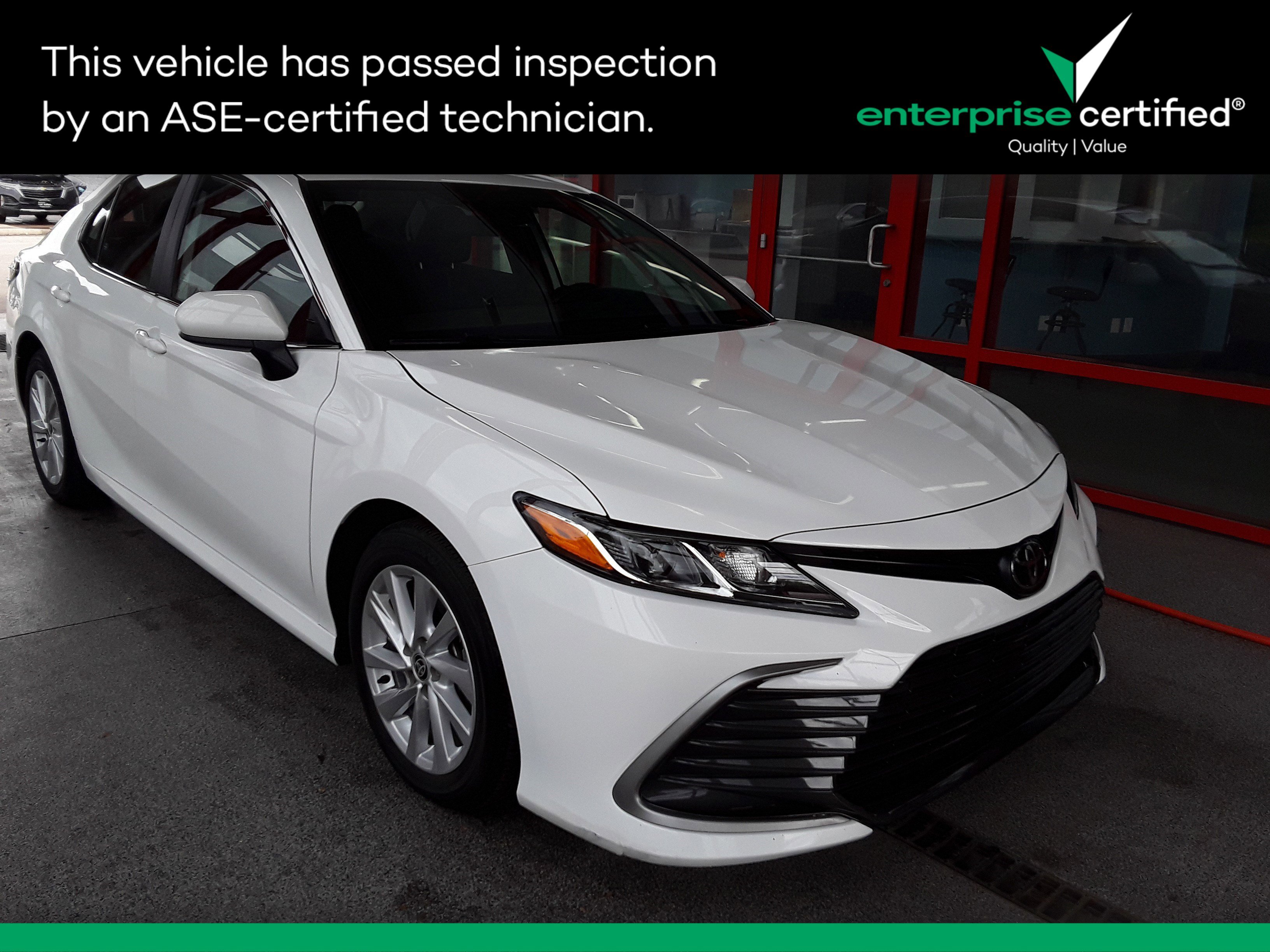 2023 Toyota Camry LE Auto