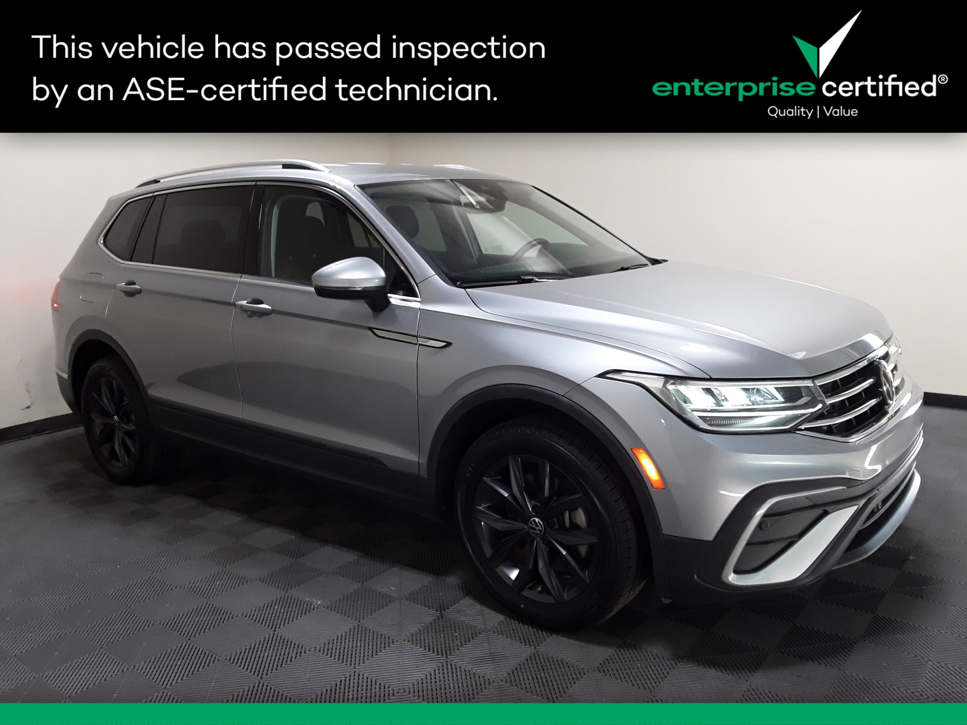 Used 2024 Volkswagen Tiguan SE 2.0T FWD