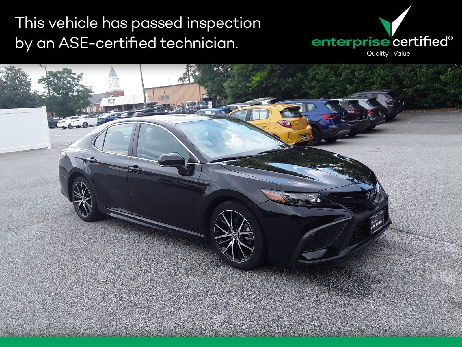 Image 2 of Used 2023 Toyota Camry SE Auto