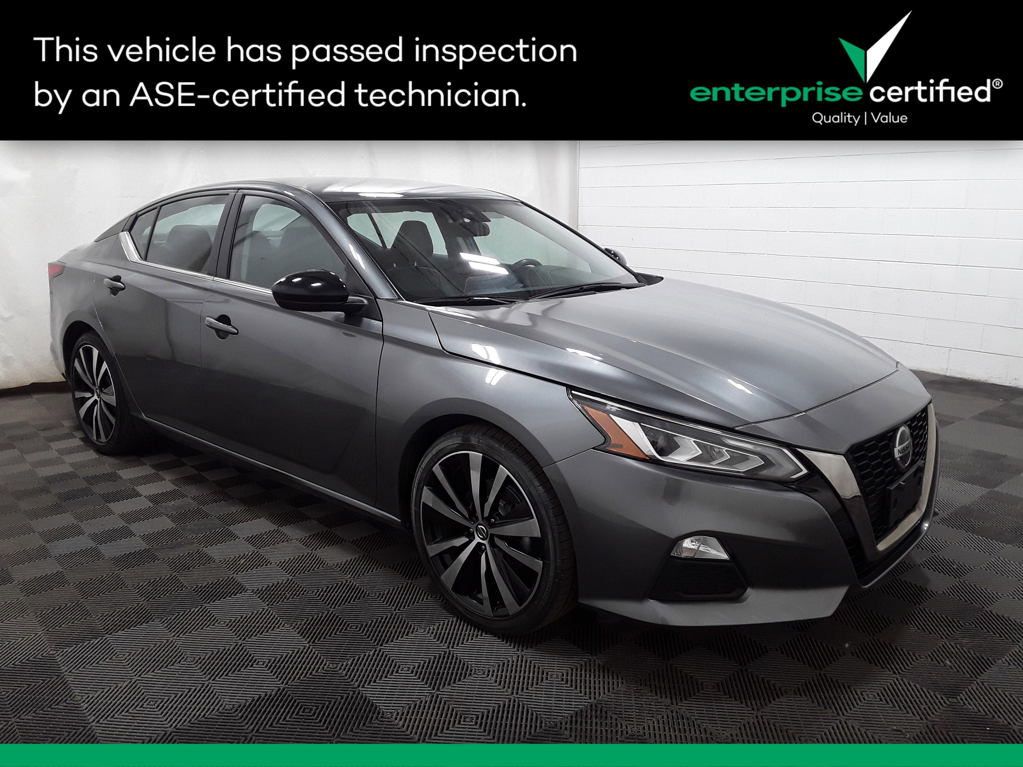 2022 Nissan Altima 2.5 SR Sedan