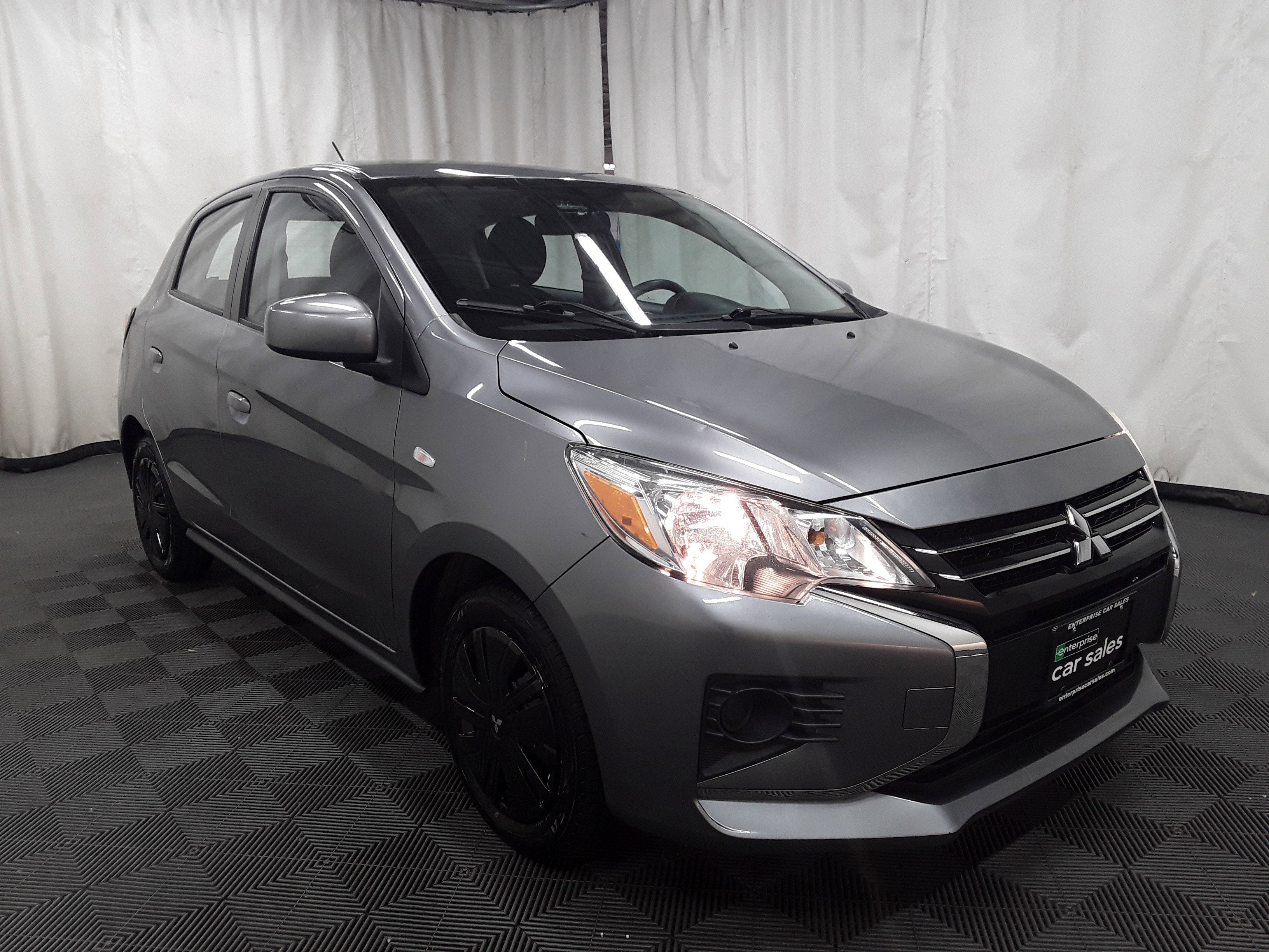 2021 Mitsubishi Mirage ES's photo