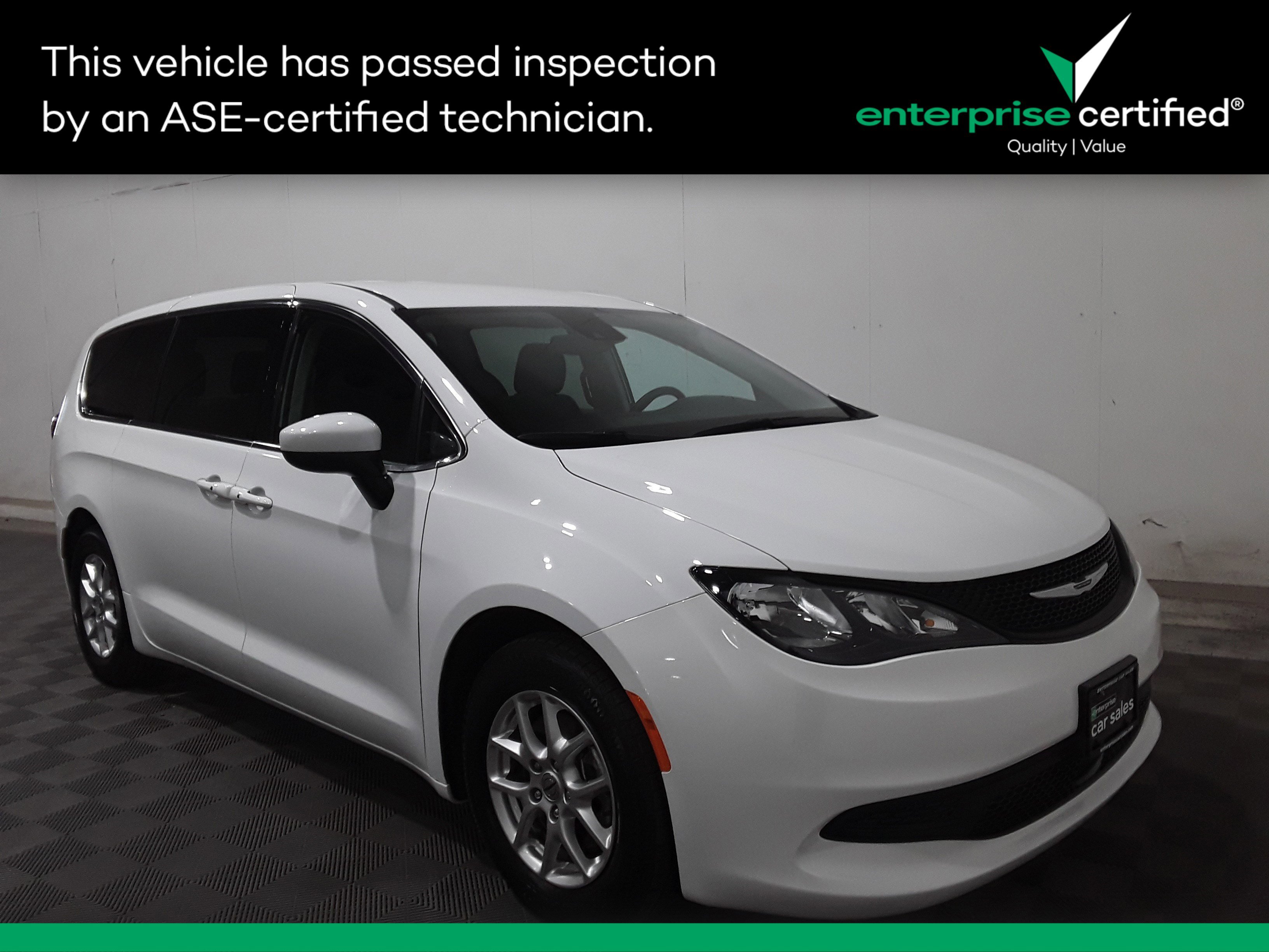 Used 2023 Chrysler Voyager LX FWD's photo