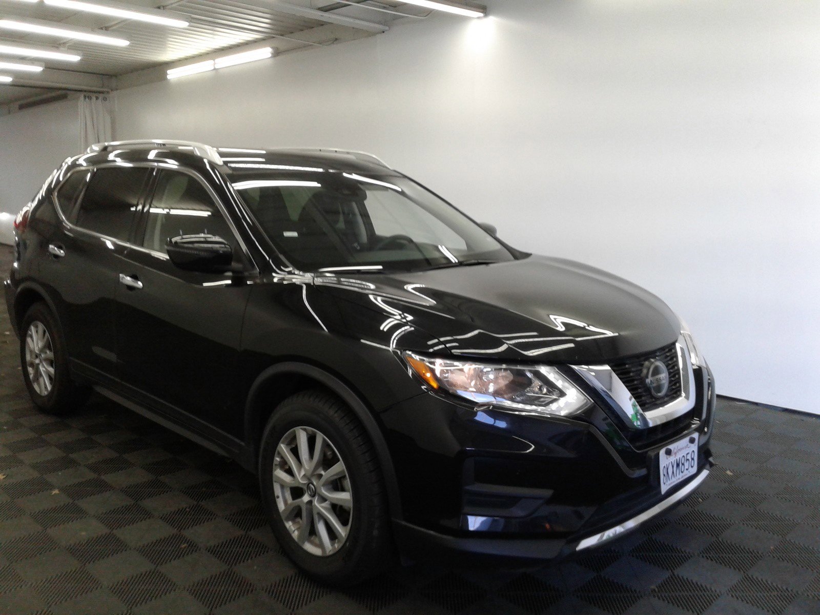 Used 2020 Nissan Rogue SV FWD