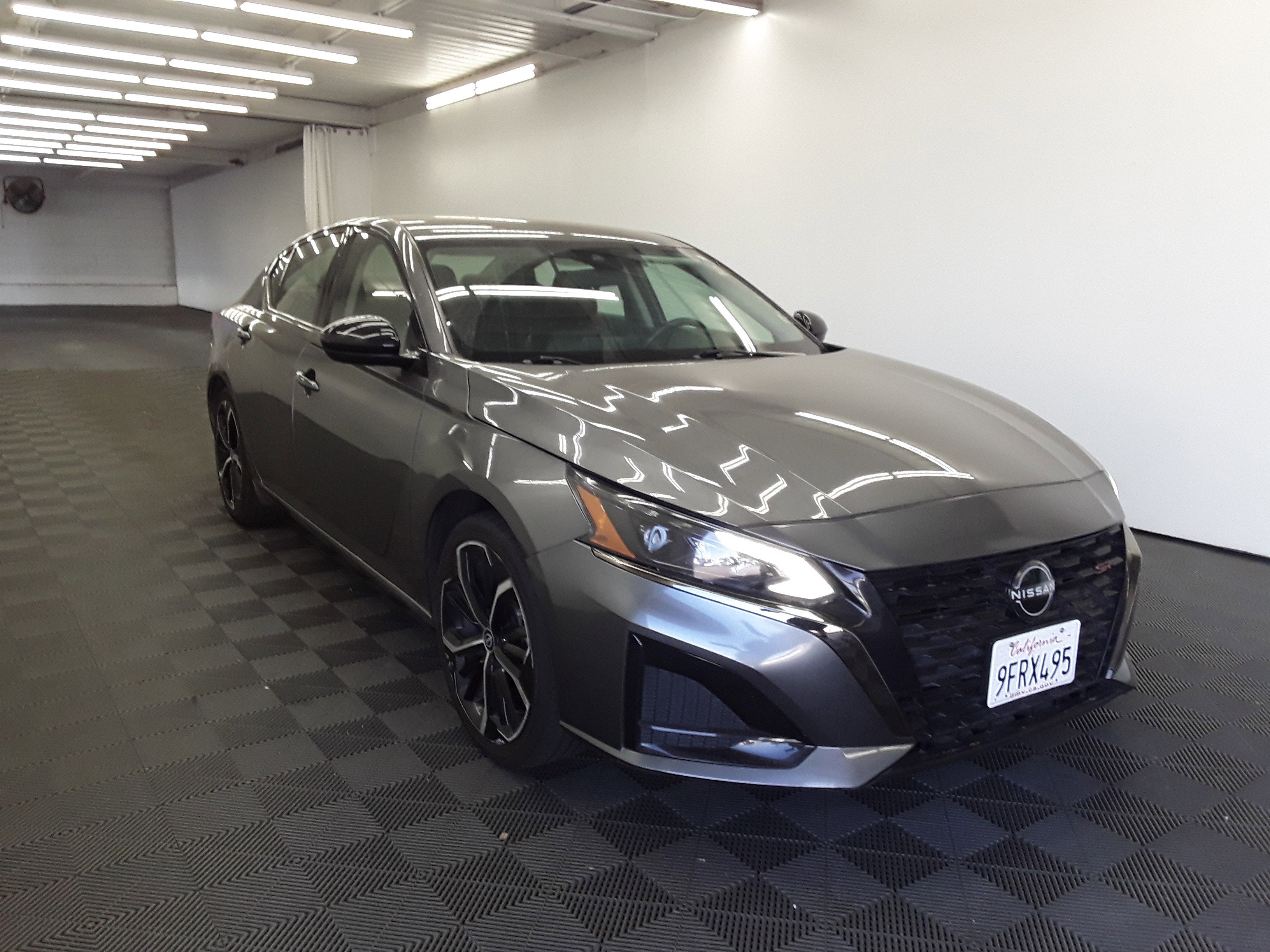 2023 Nissan Altima 2.5 SR Sedan