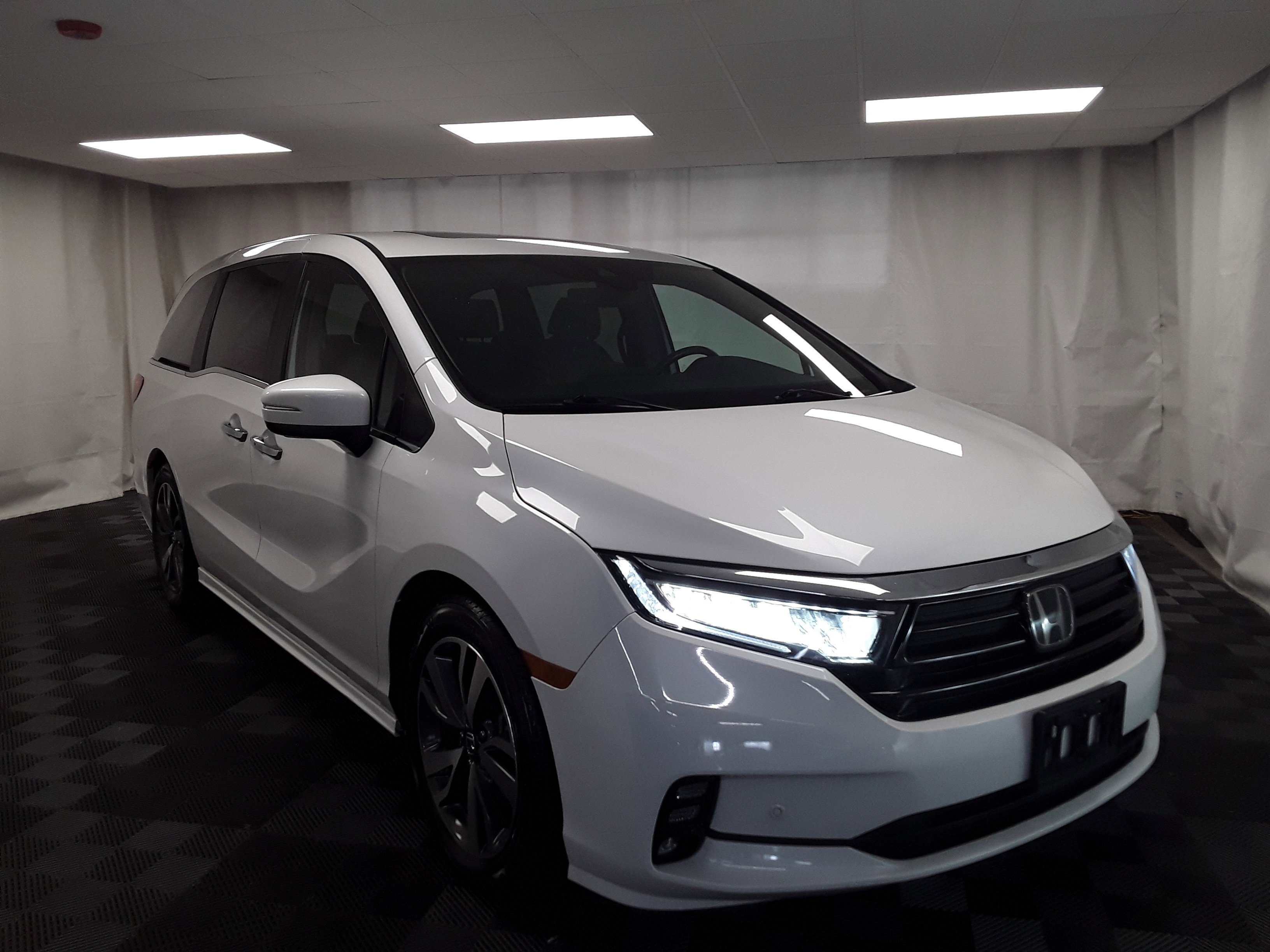 2023 Honda Odyssey Touring Auto