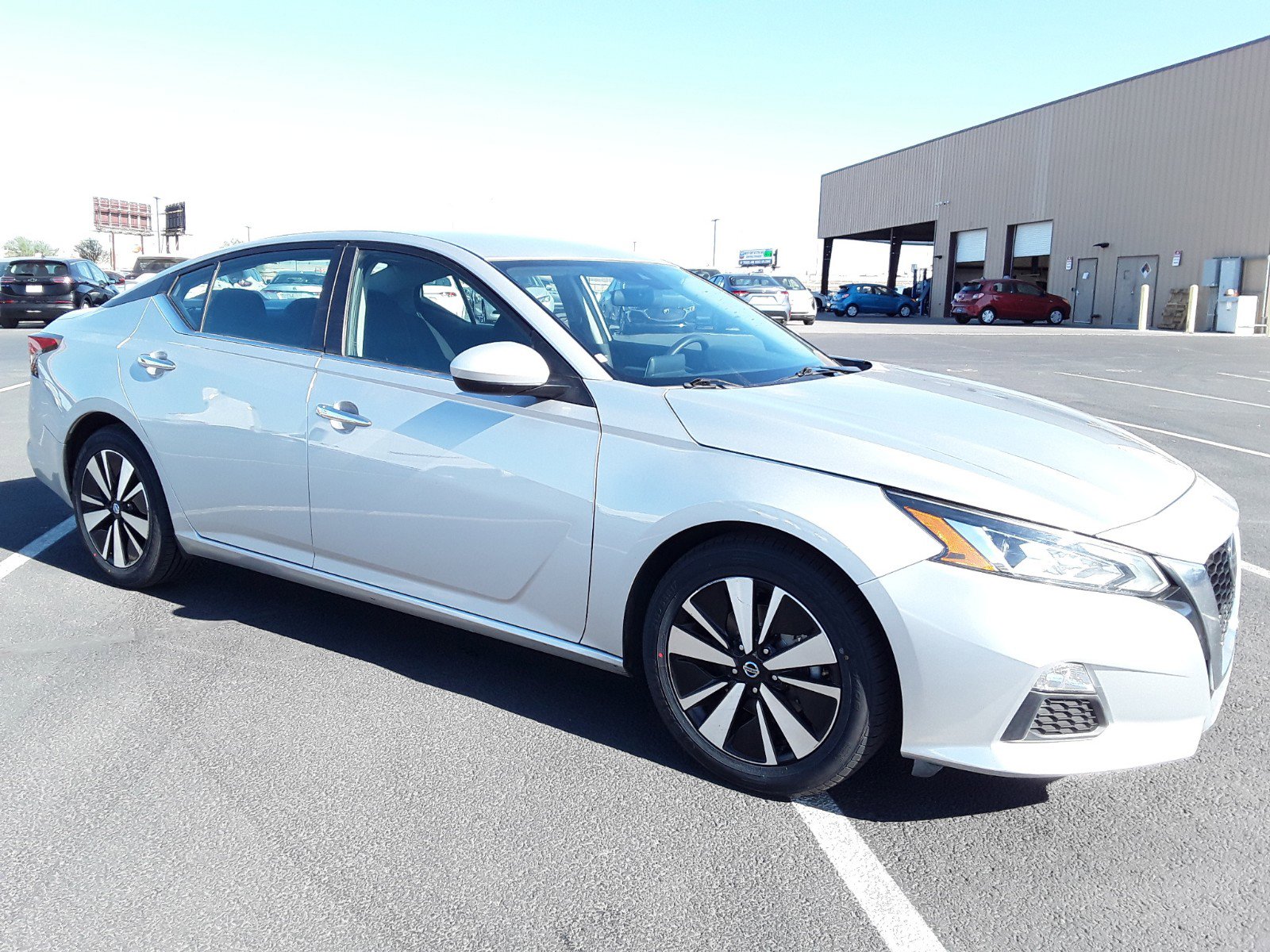 2022 Nissan Altima 2.5 SV Sedan