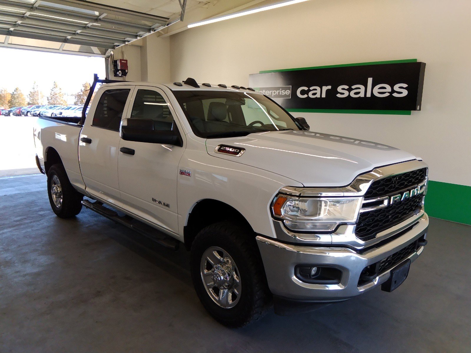 2022 Ram 2500 Tradesman 4x4 Crew Cab 6'4