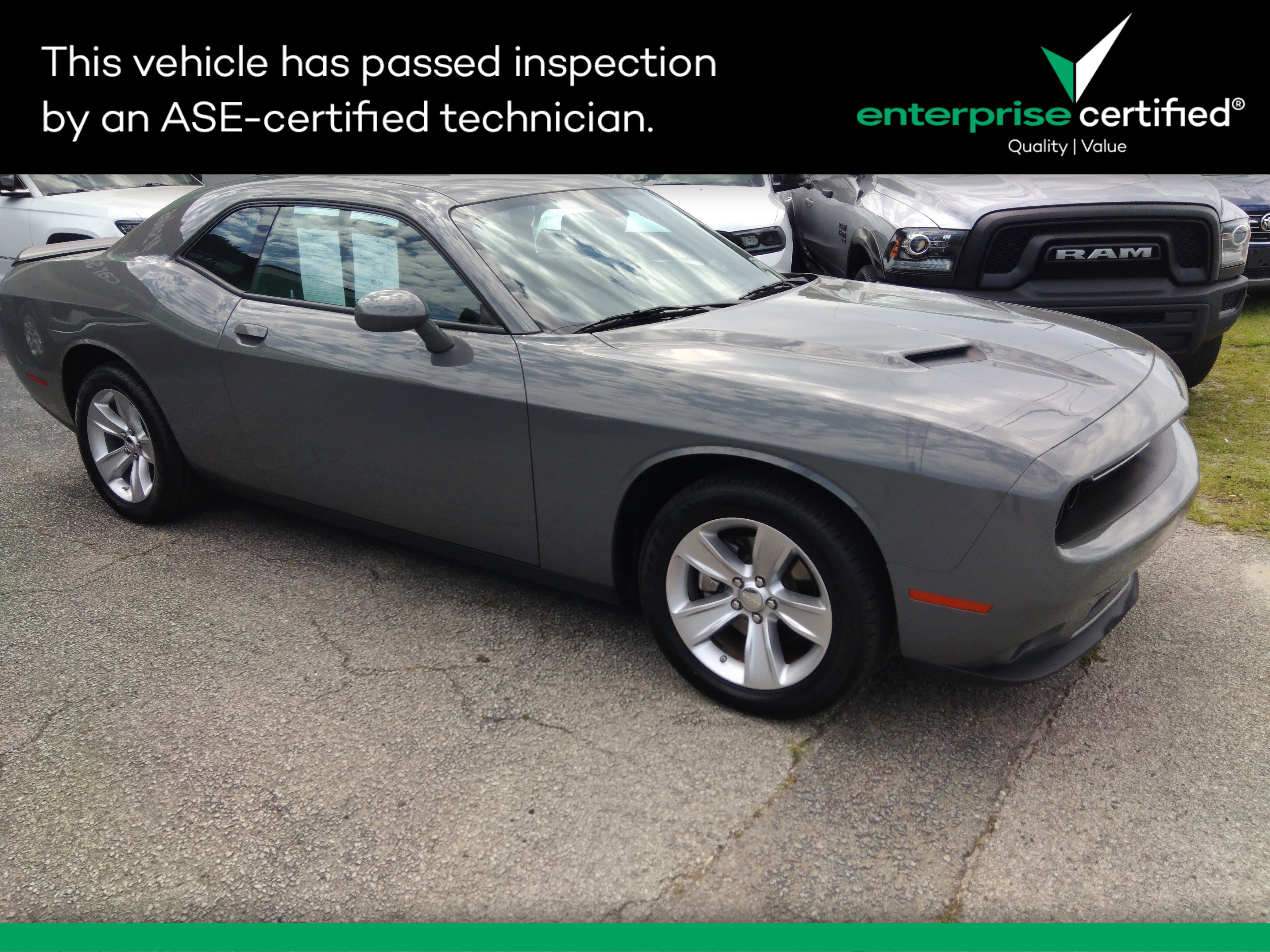 2023 Dodge Challenger SXT RWD