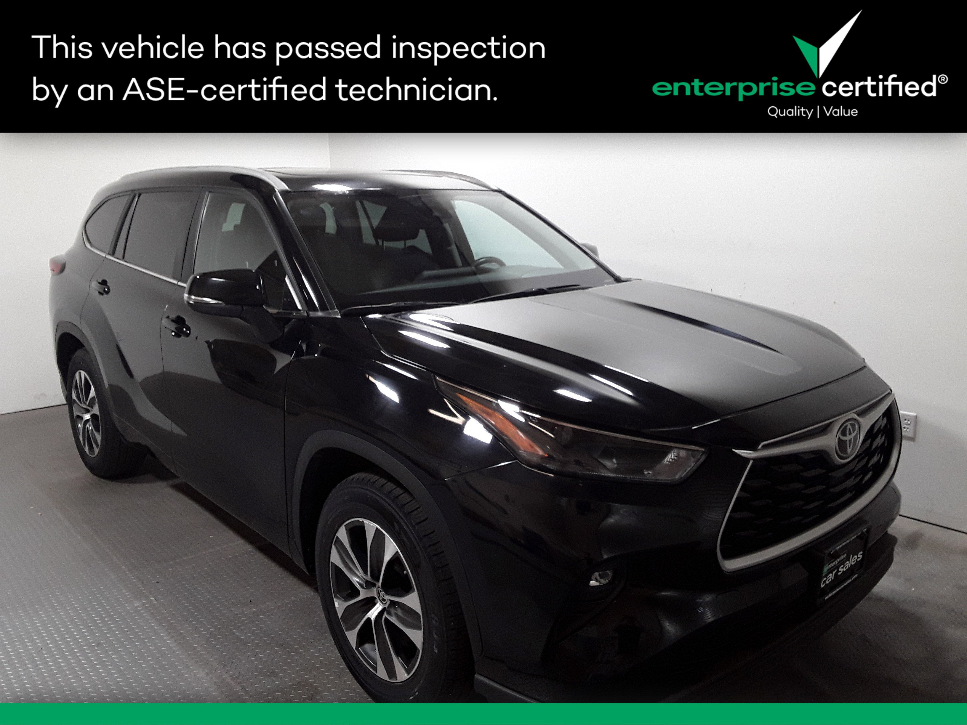 2023 Toyota Highlander XLE FWD