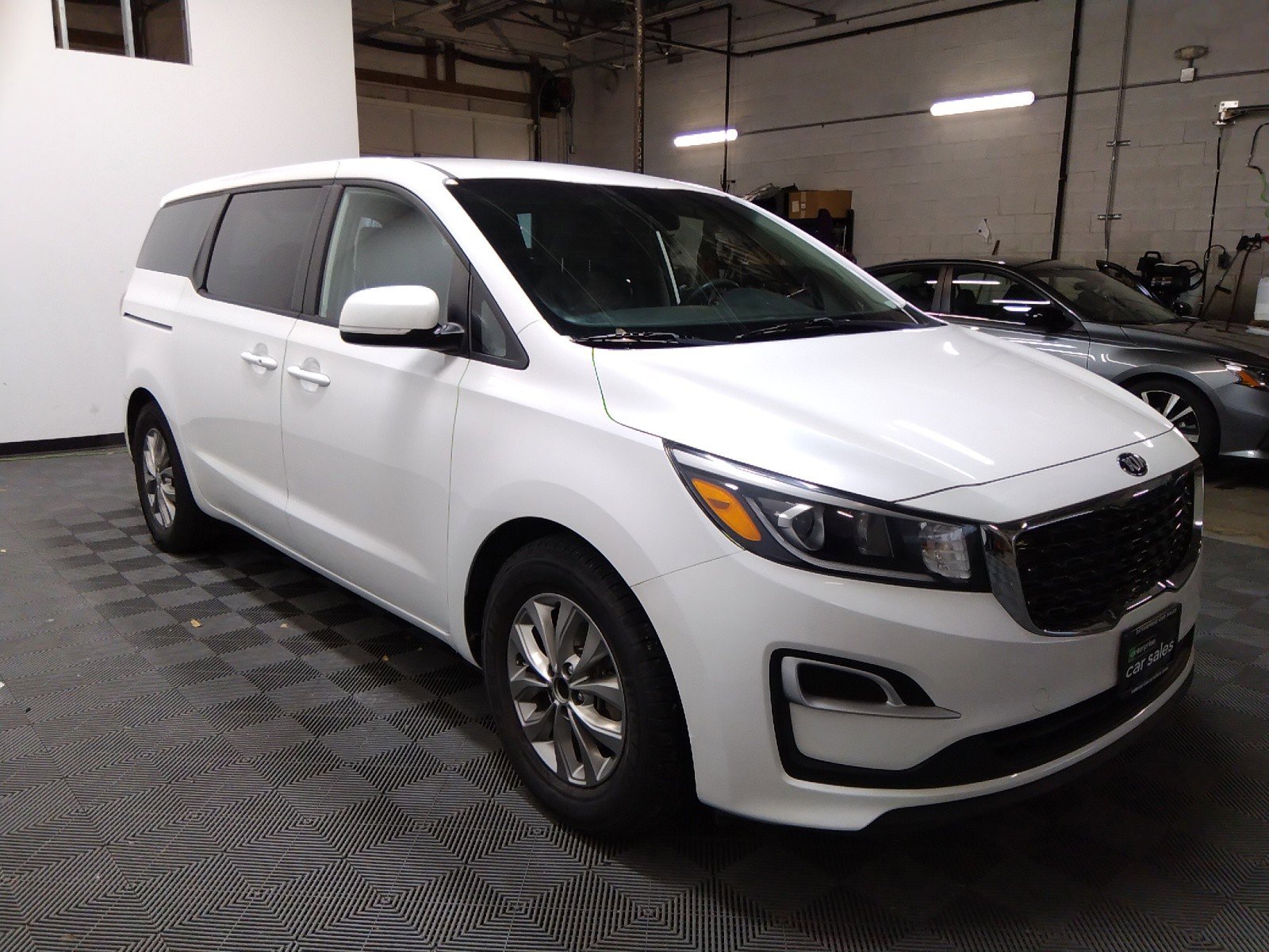 2019 Kia Sedona LX FWD